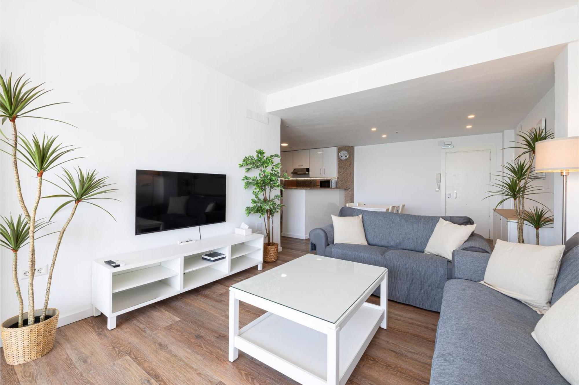 Apartment Ensuite Mediterranean Sea Front Ii