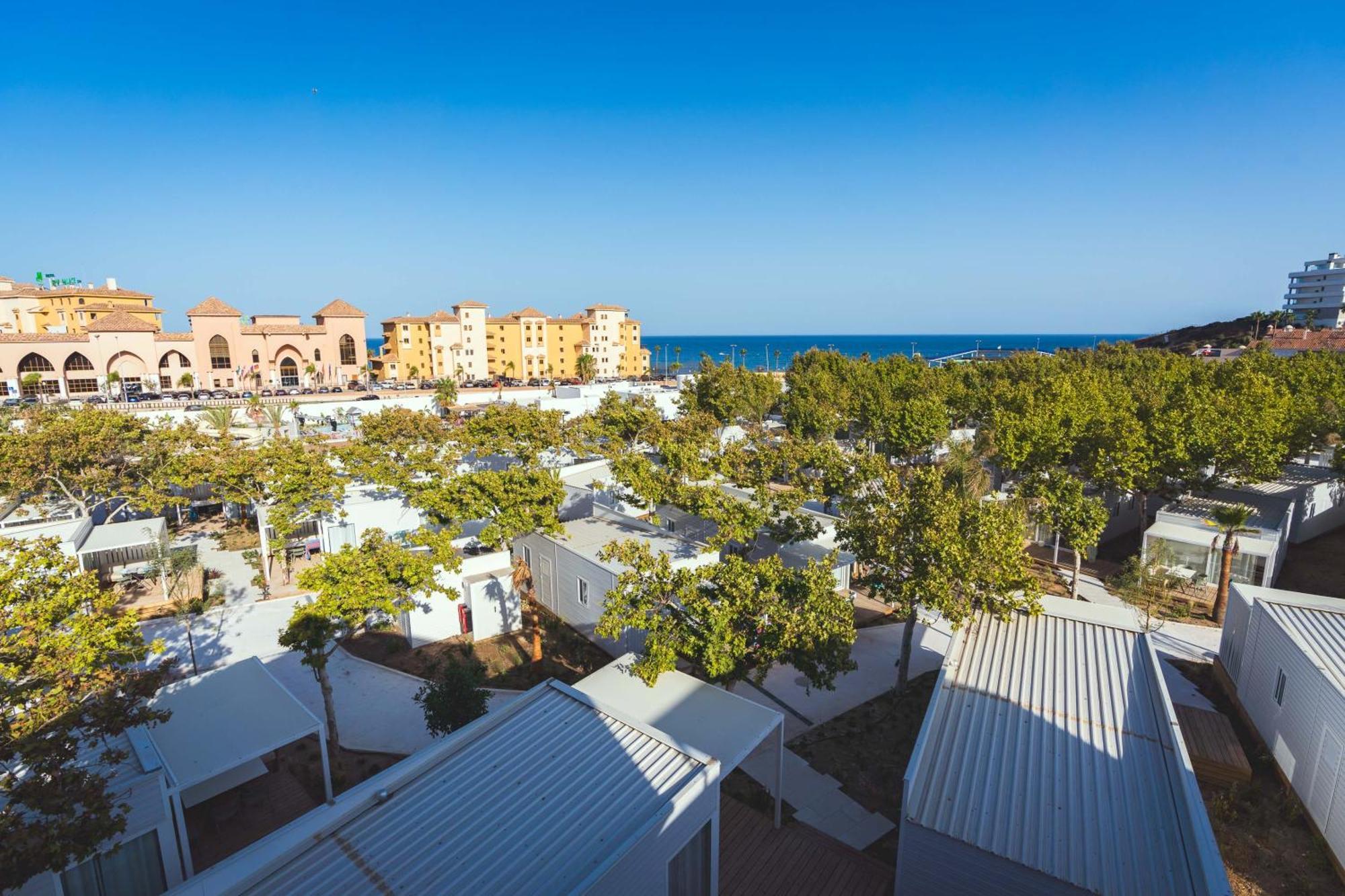 Costa Del Sol Glamping Village 4*