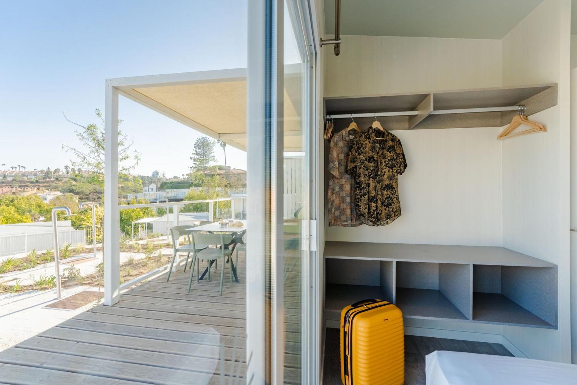 Costa Del Sol Glamping Village 4*