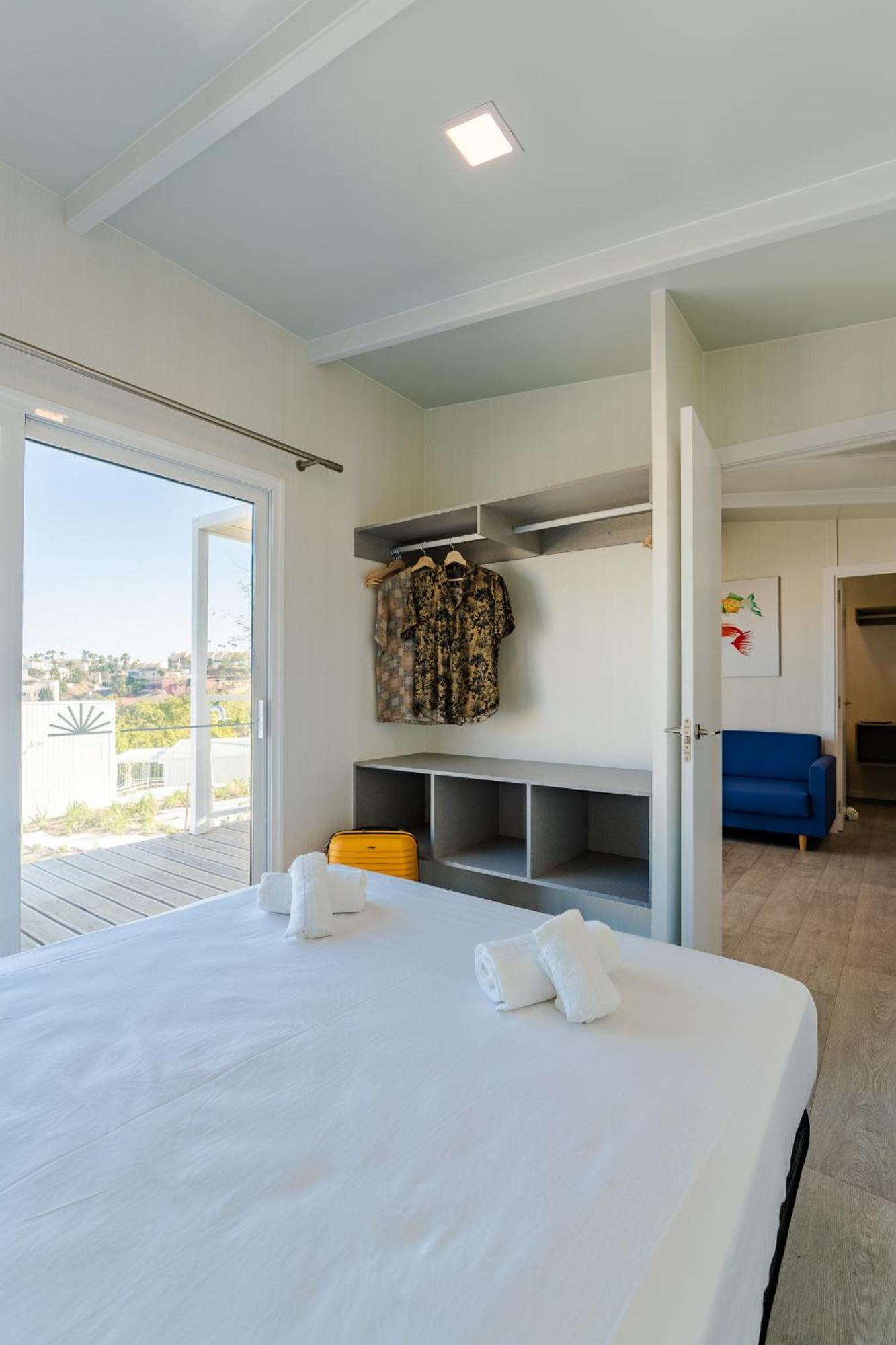 Costa Del Sol Glamping Village 4*