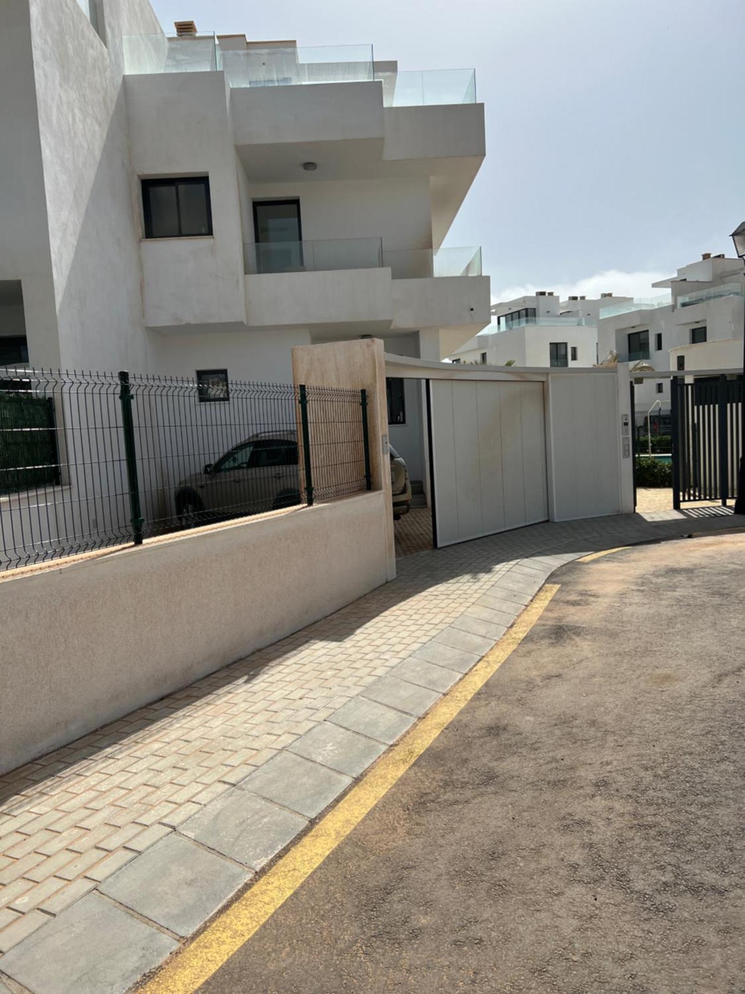 House Close To With Shared Pool Holiday home Fuengirola