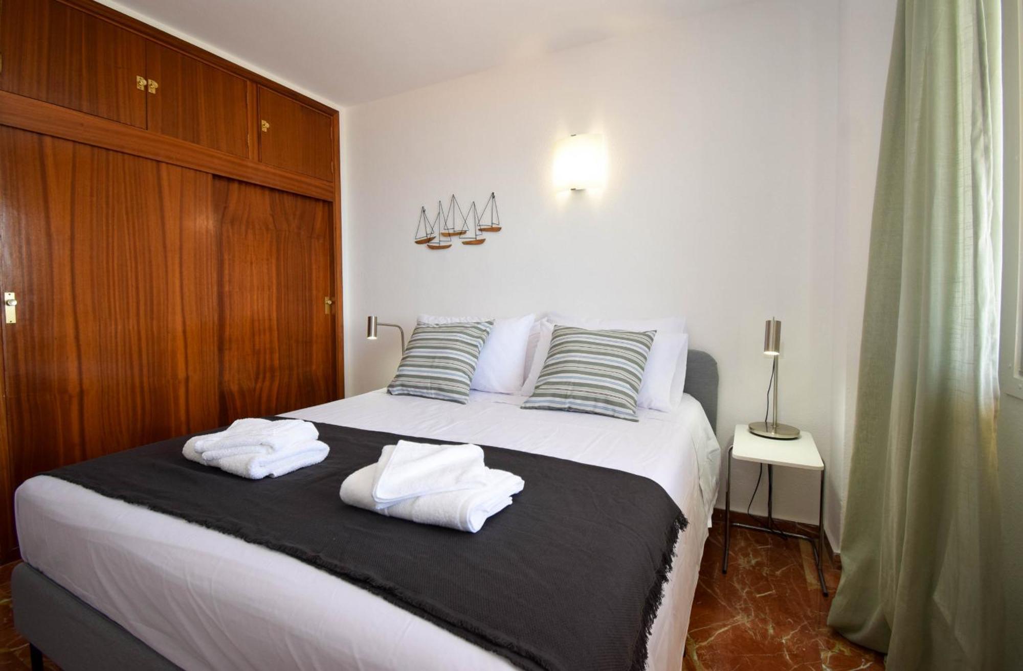 Apartment Ref 236 *