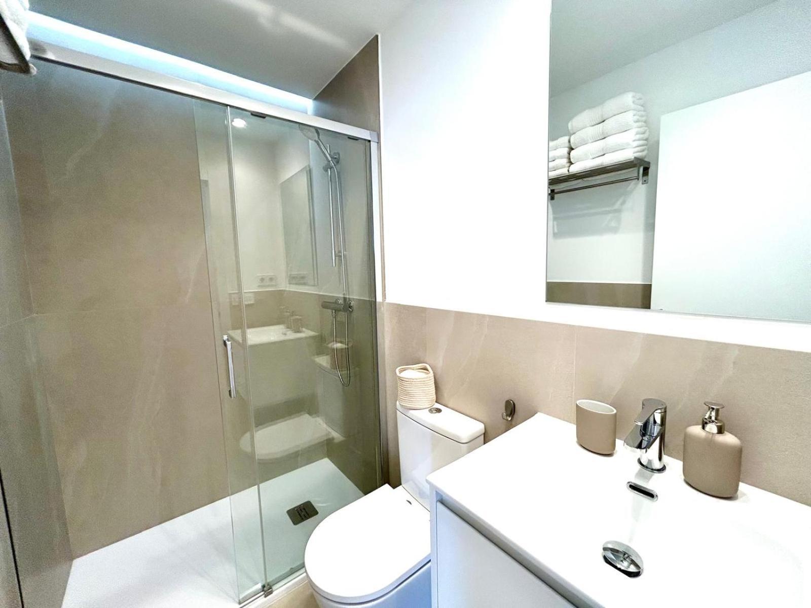 Skymar Palmeras 2 Bedrooms & Pool By 10tosea * Fuengirola