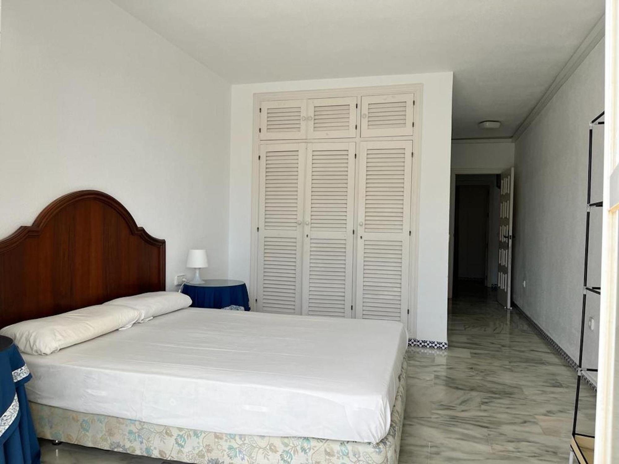 Apartment Bright And With Incredible Views In Beachfront Fuengirola
