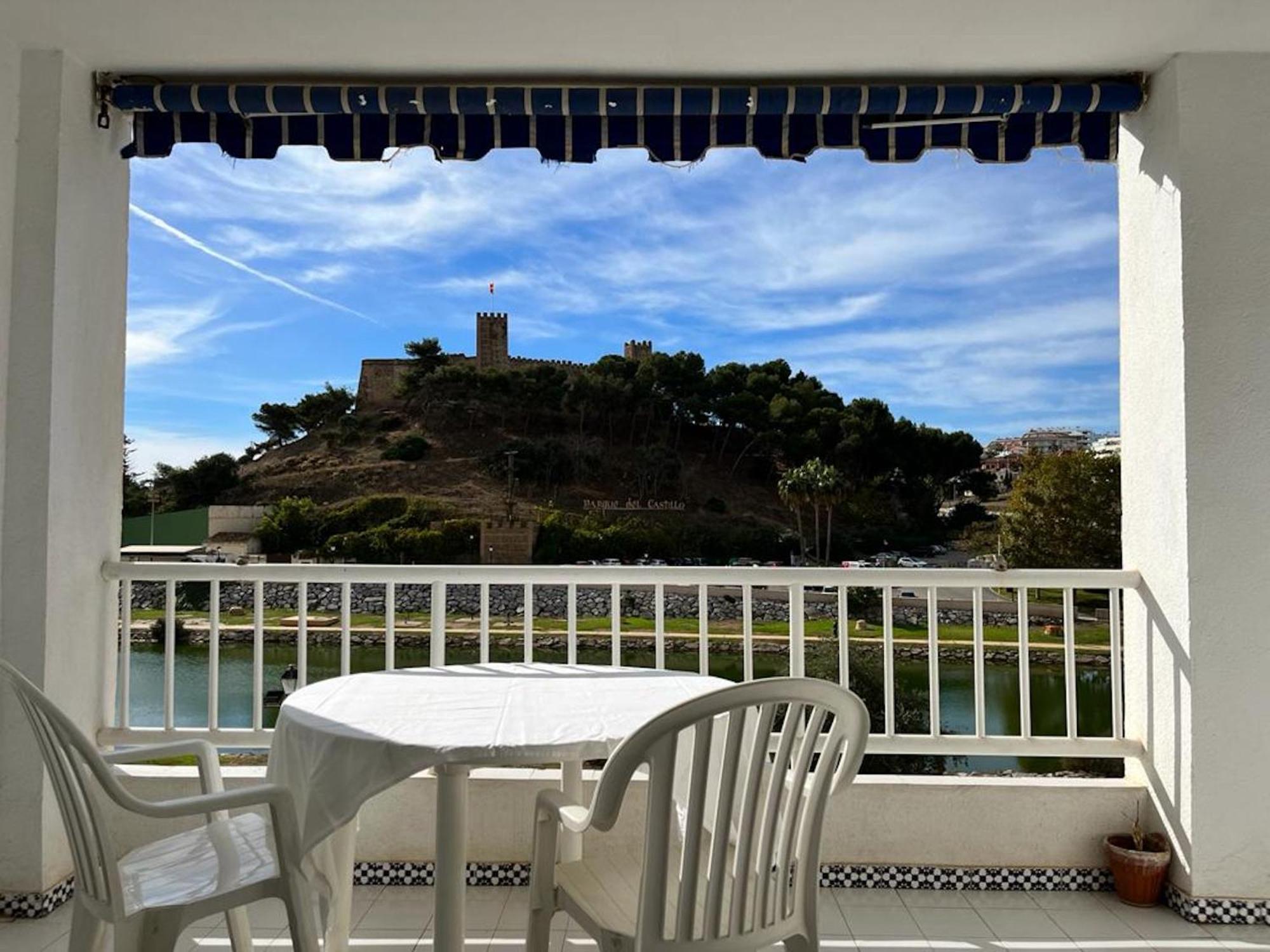 Apartment Bright And With Incredible Views In Beachfront Fuengirola