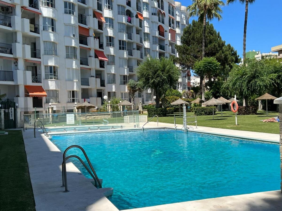 Stylish & Sunny With Pool Fuengirola