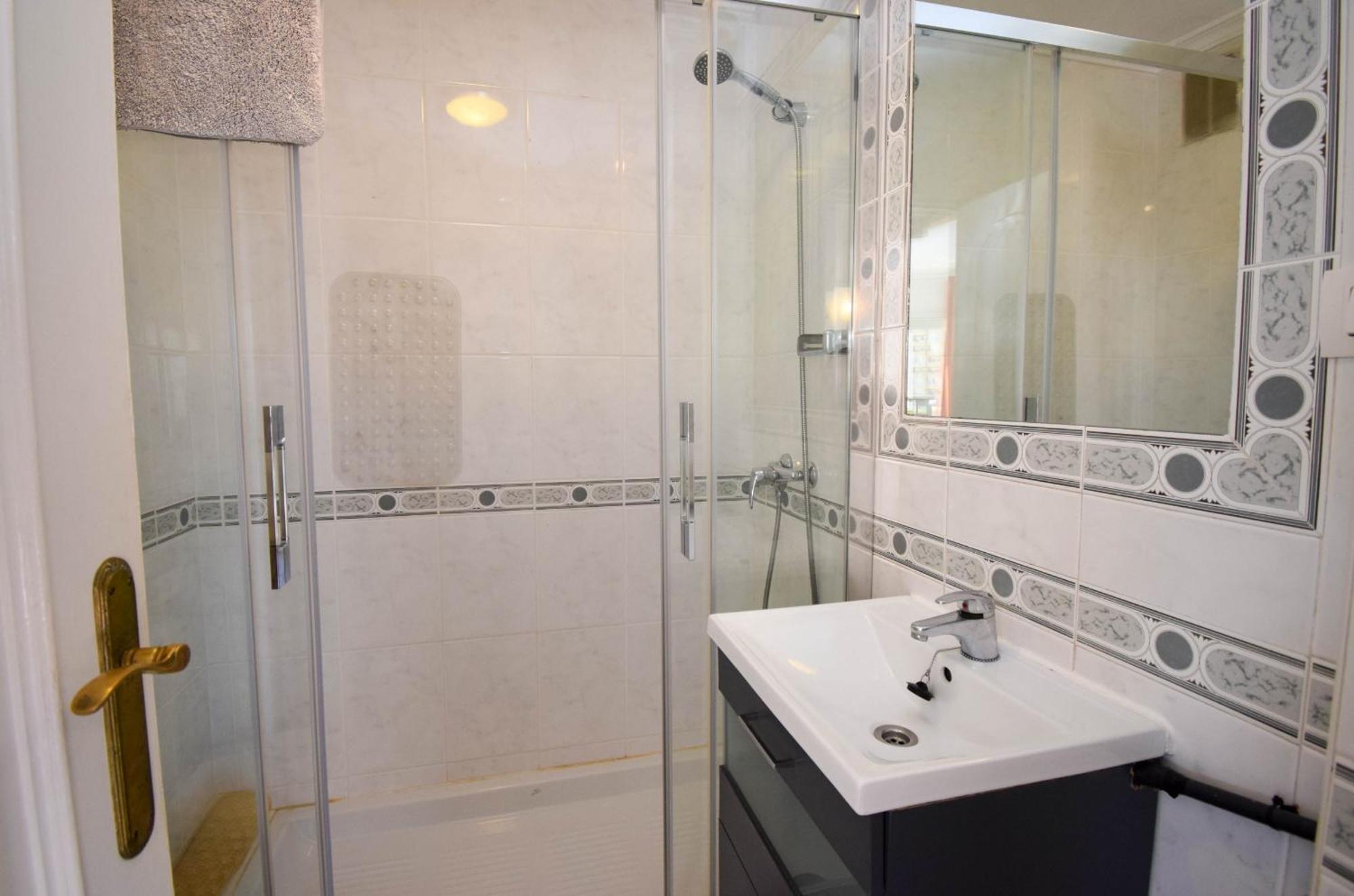 Ref 228 De 1 Con Vistas Al Mar En Primera Linea De Playa En Boliches Apartment *