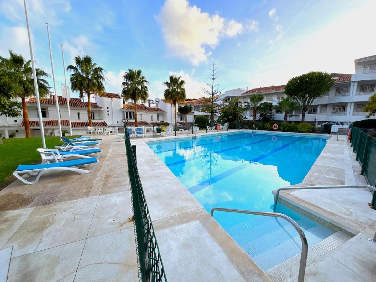 Evans Realty Bx Terraza & Piscina En Pacos *