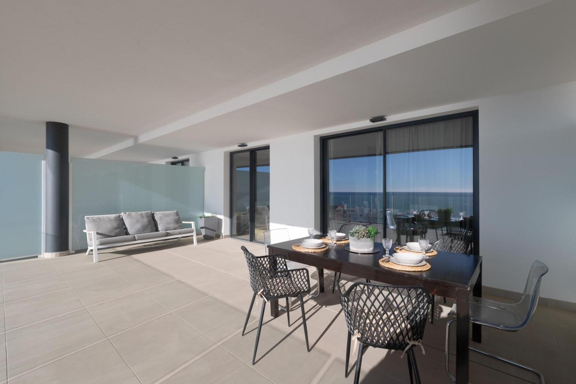 Huoneisto Begona Sea View Fuengirola