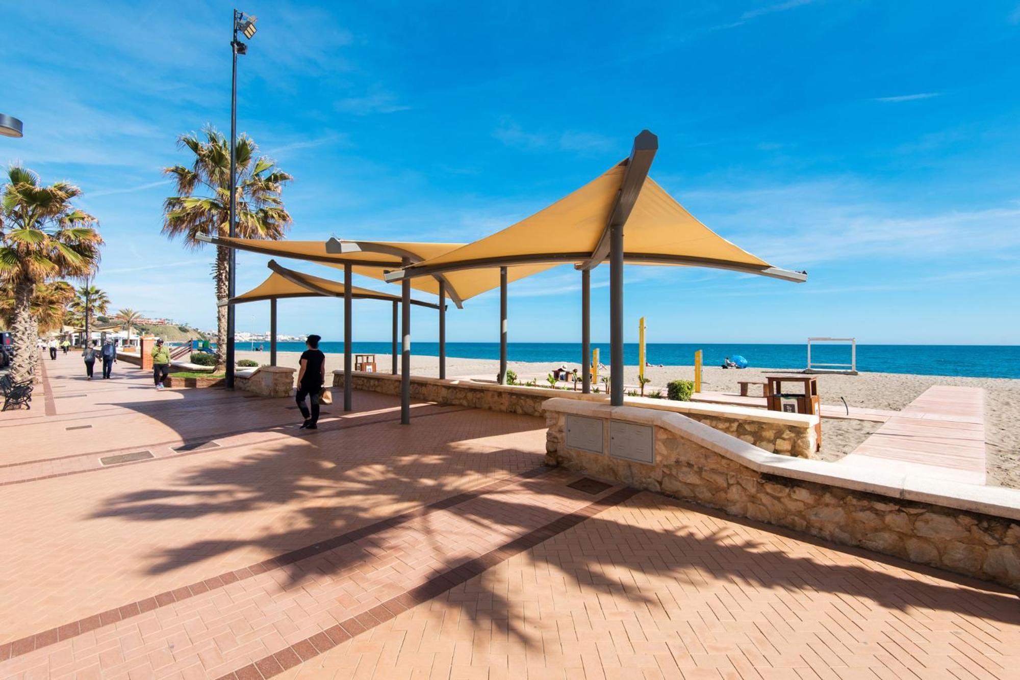 Apartment Madeinterranean Beach- Higueron Front Line