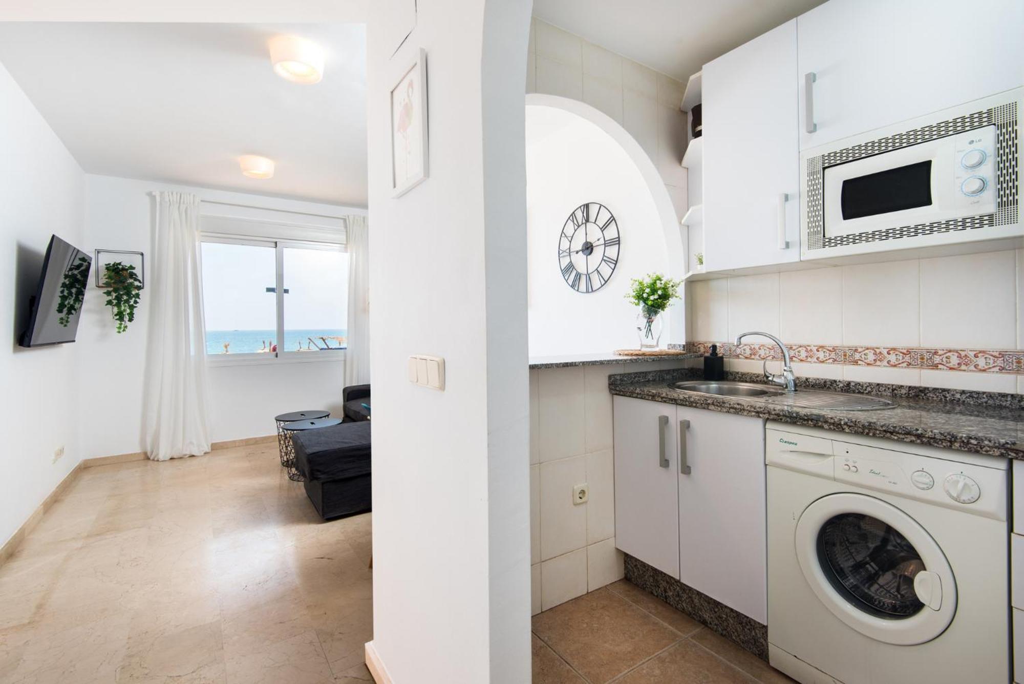Madeinterranean Beach- Higueron Front Line Fuengirola