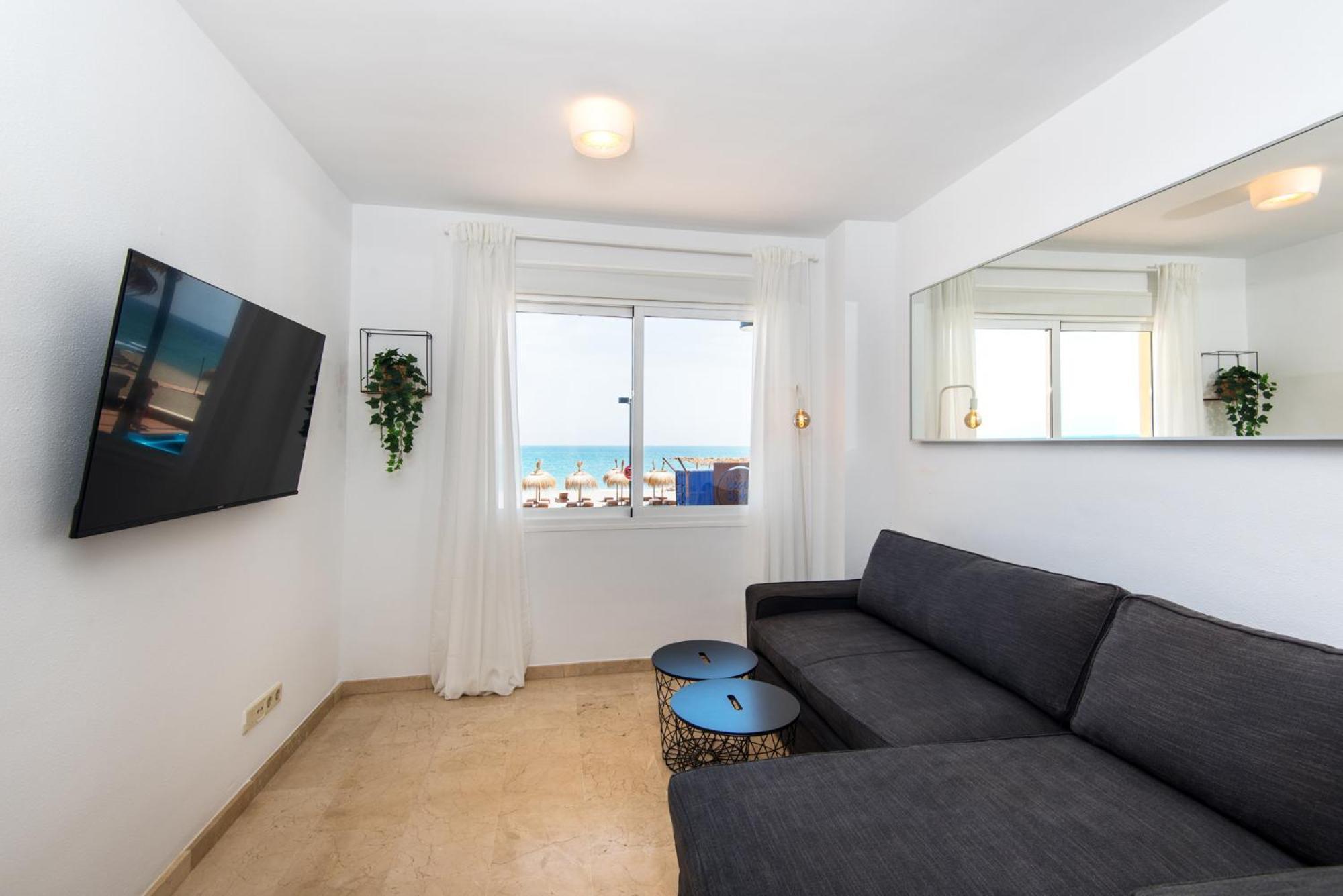 Apartment Madeinterranean Beach- Higueron Front Line
