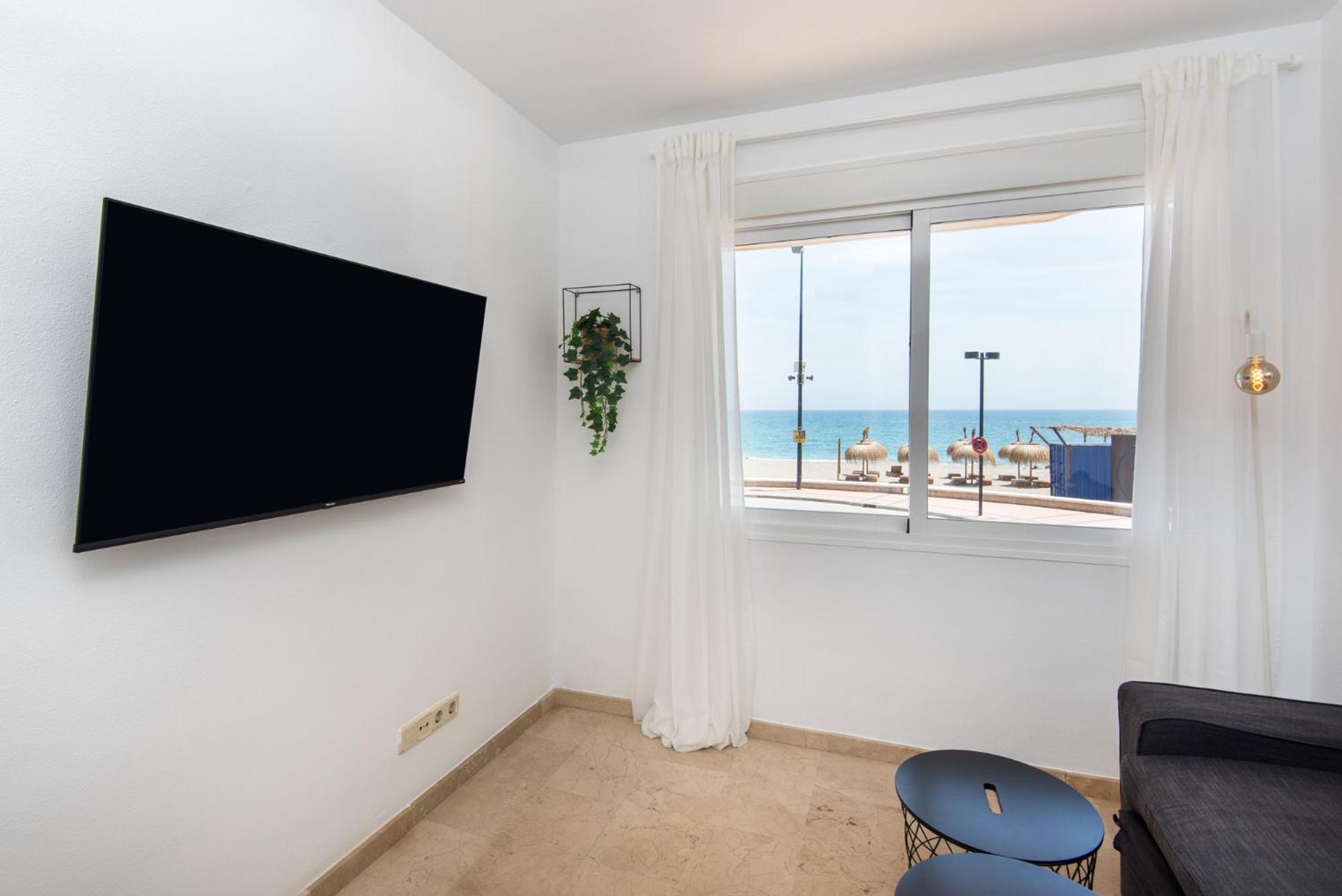 Madeinterranean Beach- Higueron Front Line Fuengirola