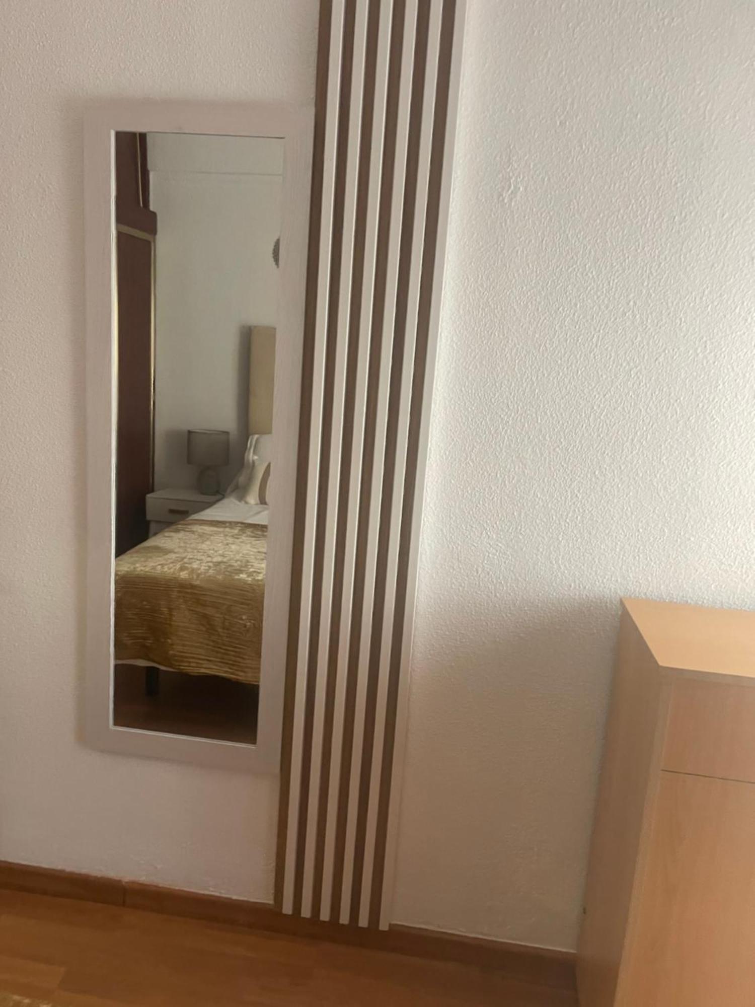 Apartment Primera Linea De Playa Paseo Maritimo Perla 5 *