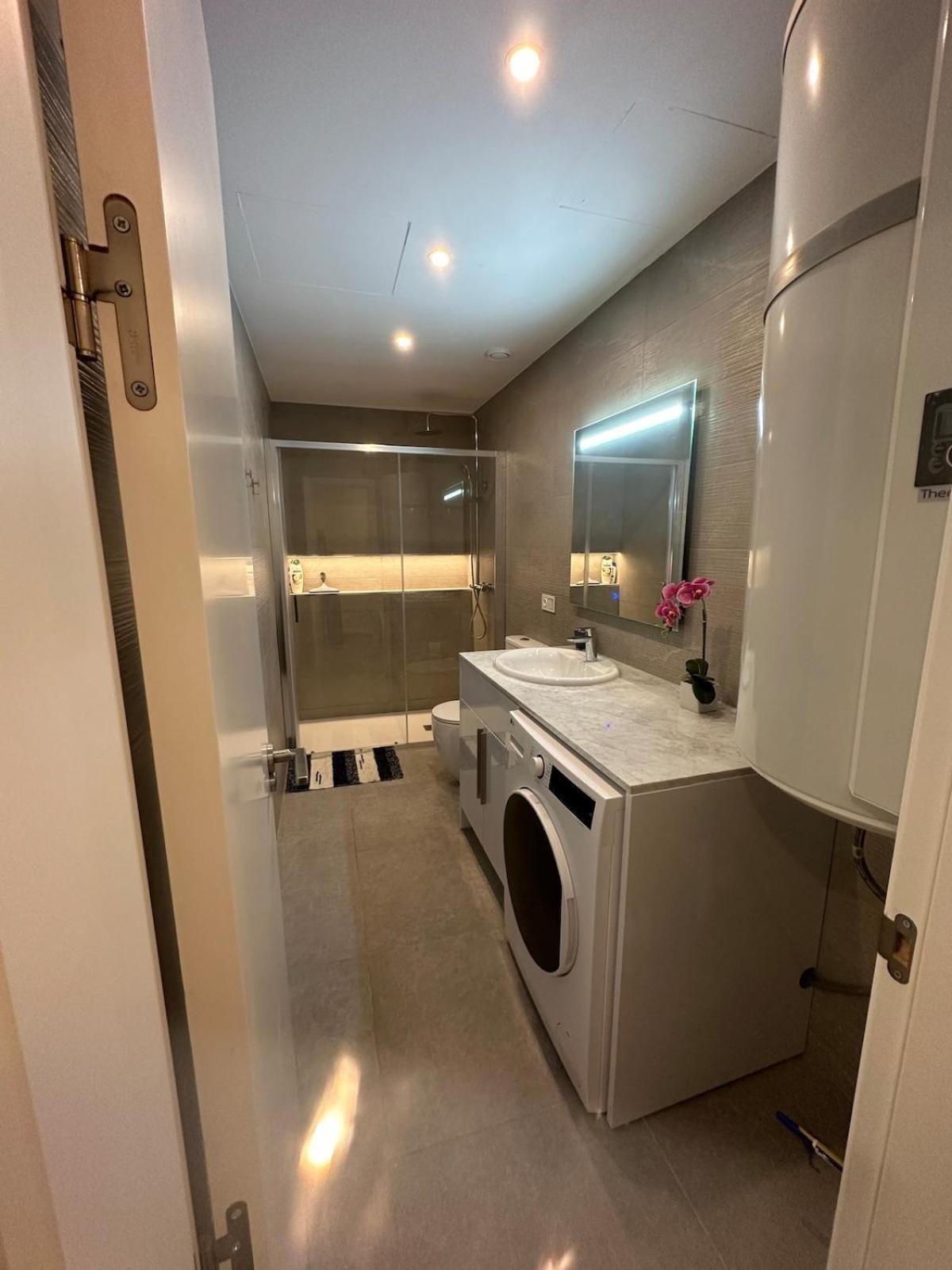 Cozy 2 Min From The * Fuengirola