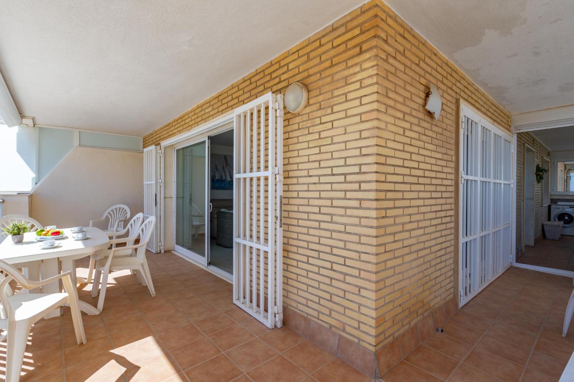 Don Juan Boliches Primera Linea De Playa Apartment Fuengirola