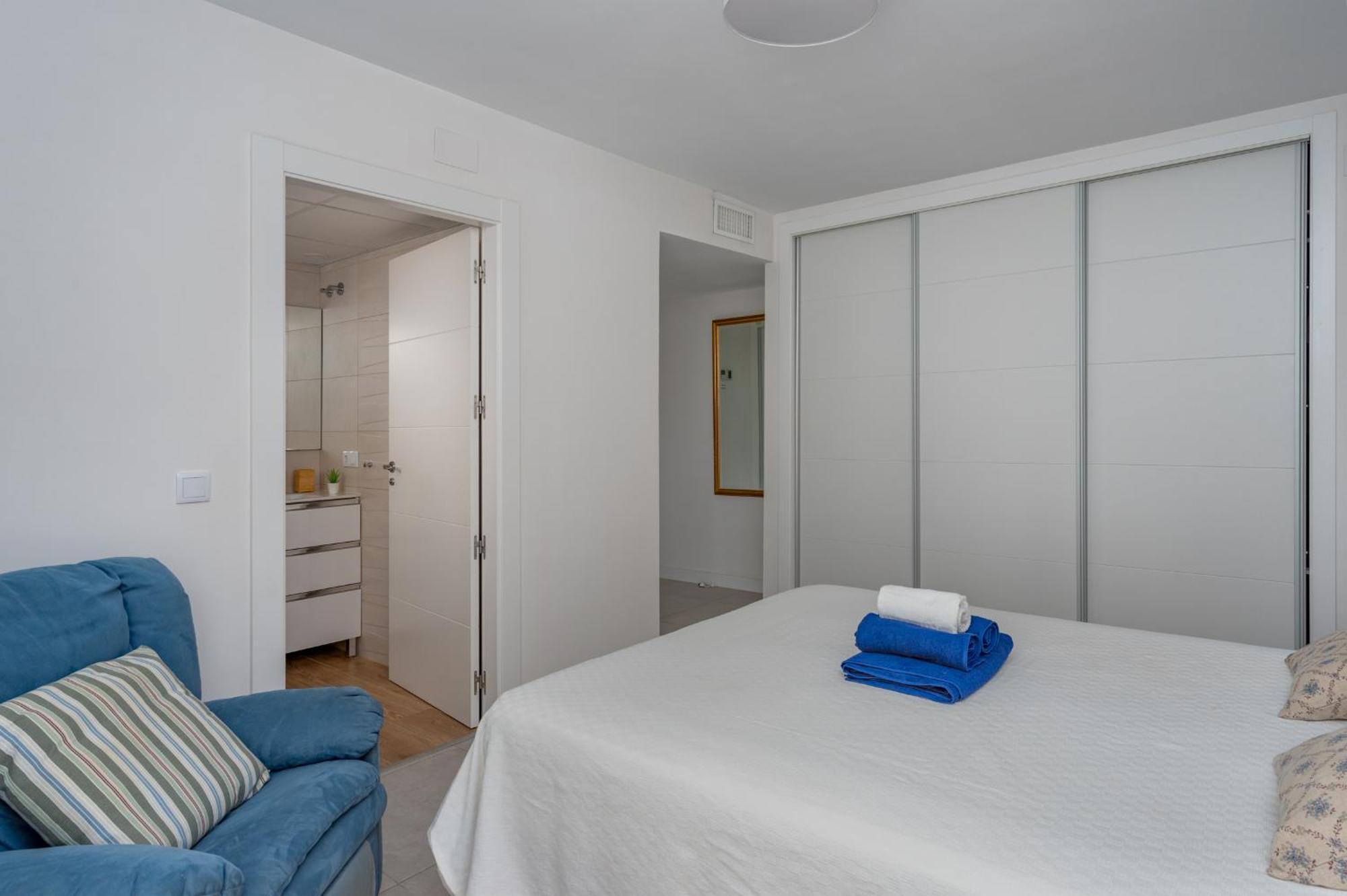 Don Juan Boliches Primera Linea De Playa Apartment Fuengirola