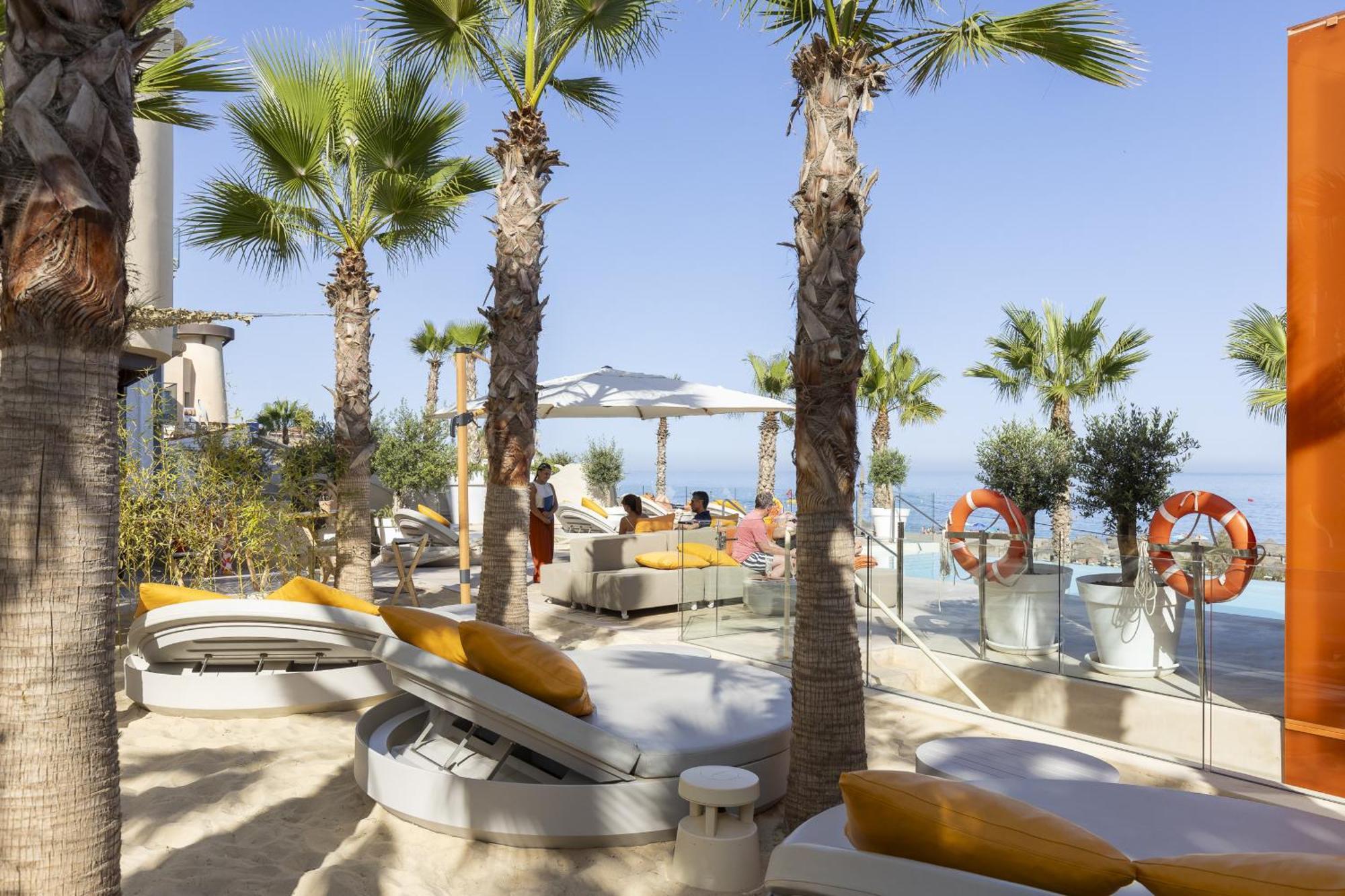 Stylish Luxury With Terrace In Higueron * Fuengirola