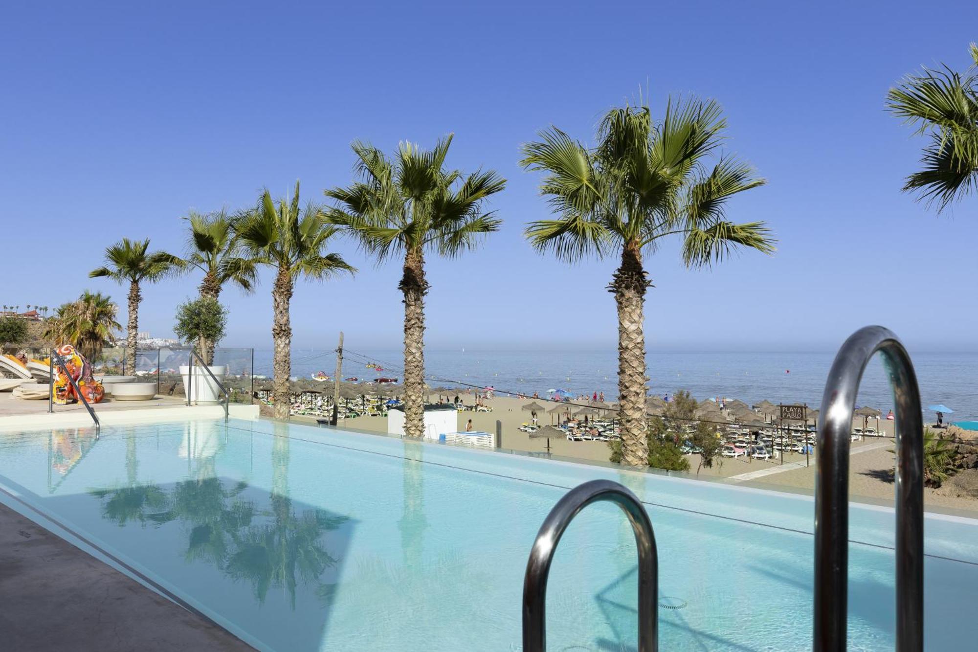 Stylish Luxury With Terrace In Higueron Appartement *