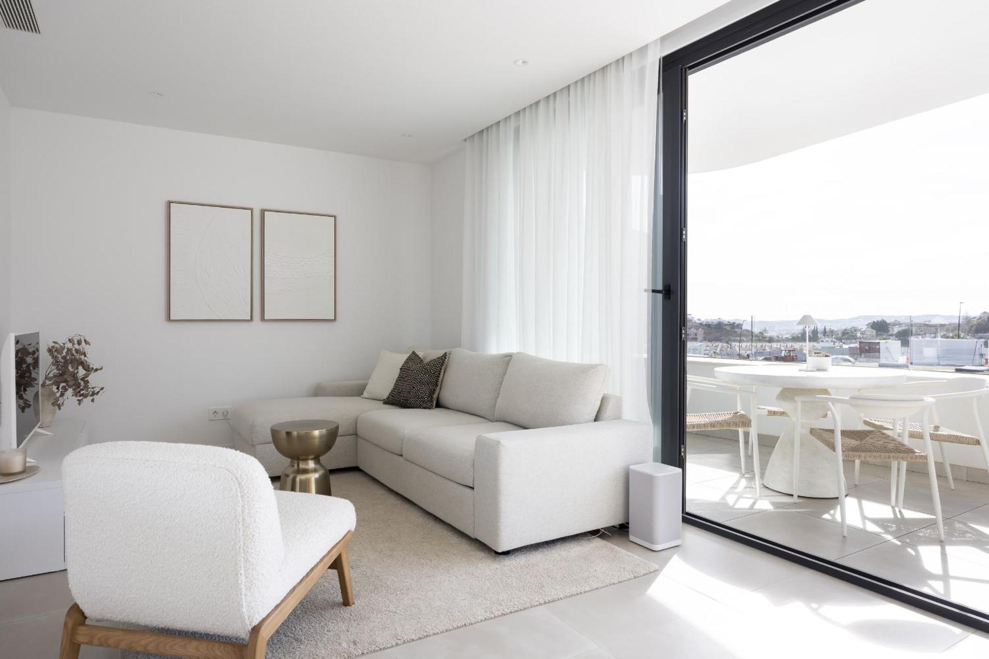 Apartment Stylish Luxury With Terrace In Higueron Fuengirola