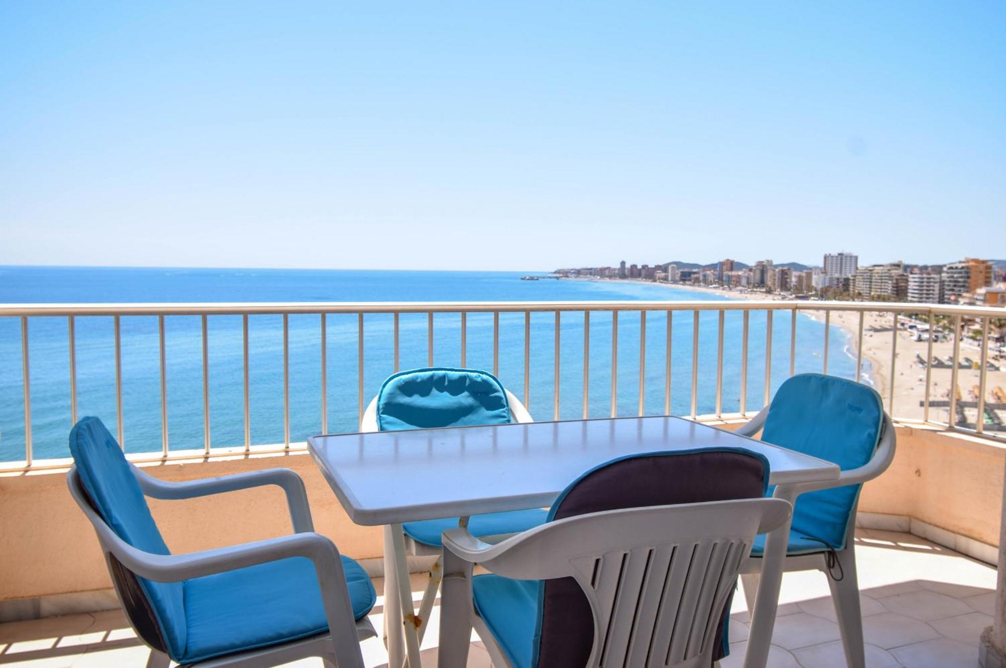 Ref 257 En Primera Linea De Playa Con Impresionantes Vistas Al Mediterraneo Apartment