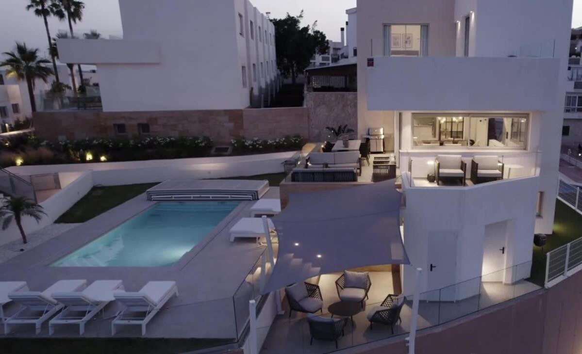 Palm - Incredible With 5 Rooms, Amazing Sea View And Private Pool Fuengirola