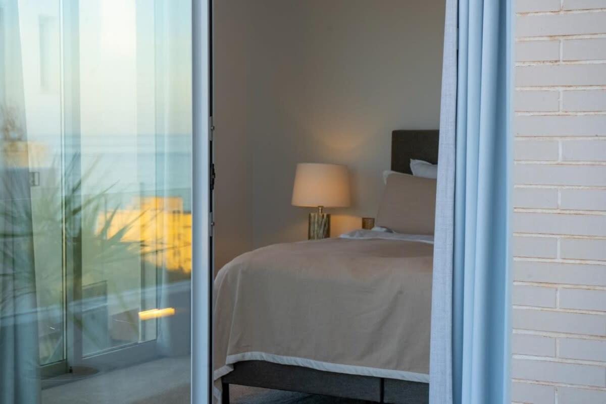 Palm - Incredible With 5 Rooms, Amazing Sea View And Private Pool Villa