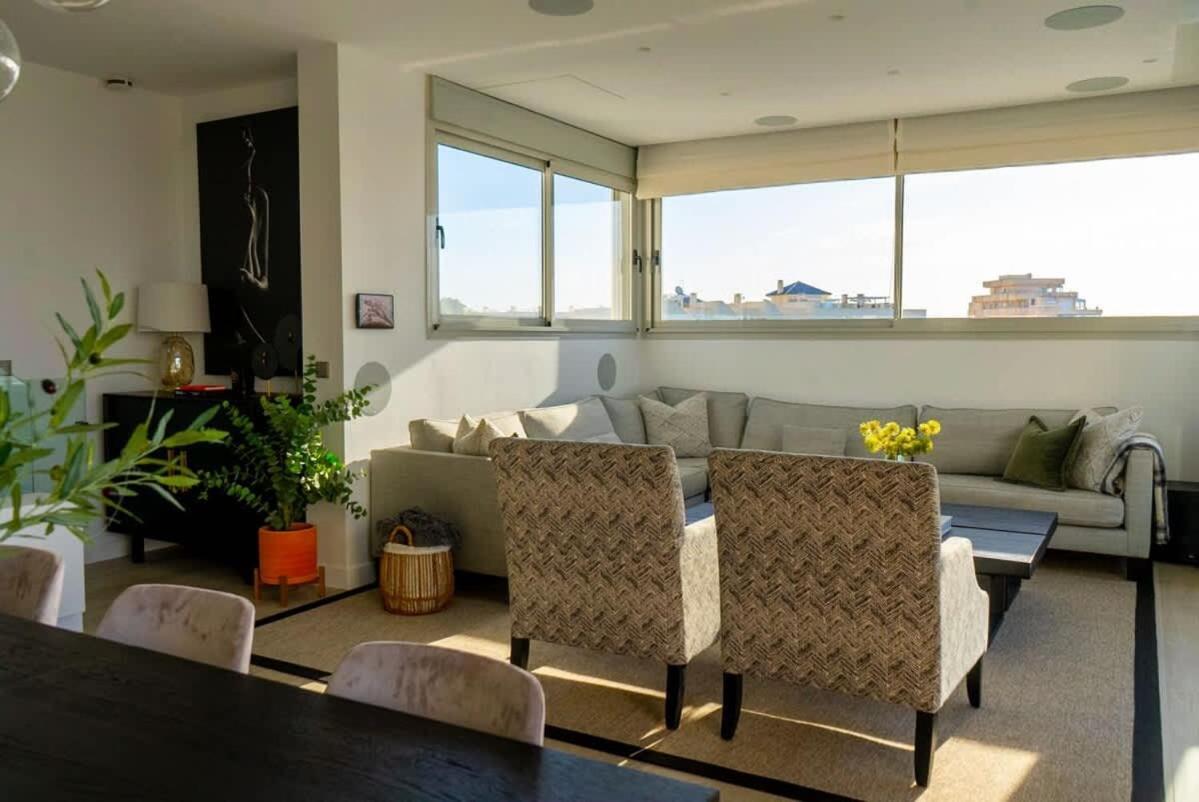 Palm - Incredible With 5 Rooms, Amazing Sea View And Private Pool Fuengirola