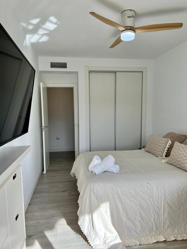 Fuengirola, Dona Sofia Amazing Sea View Apartment