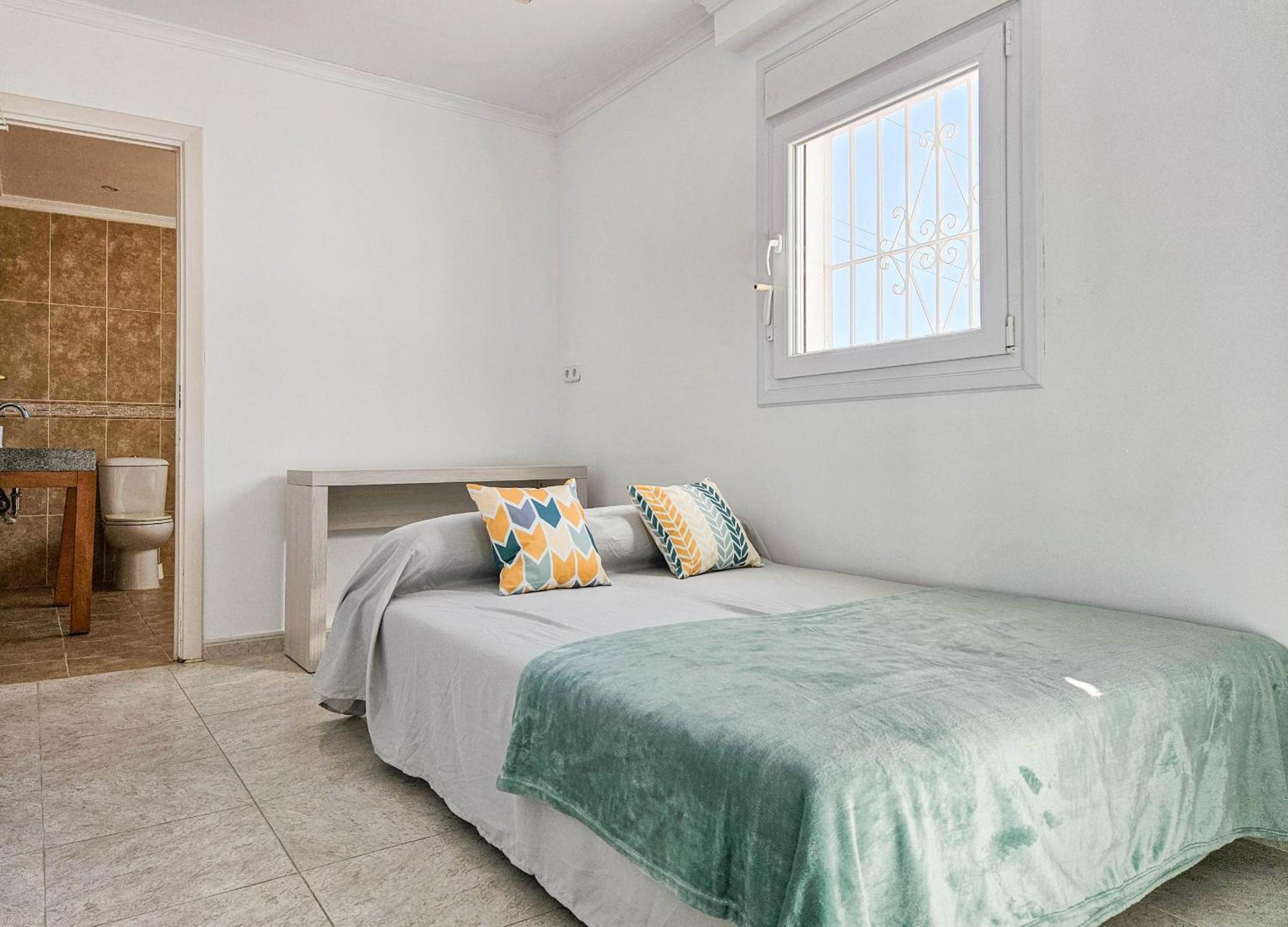 Villa Three Bedroom With Private Pool In Torreblanca *