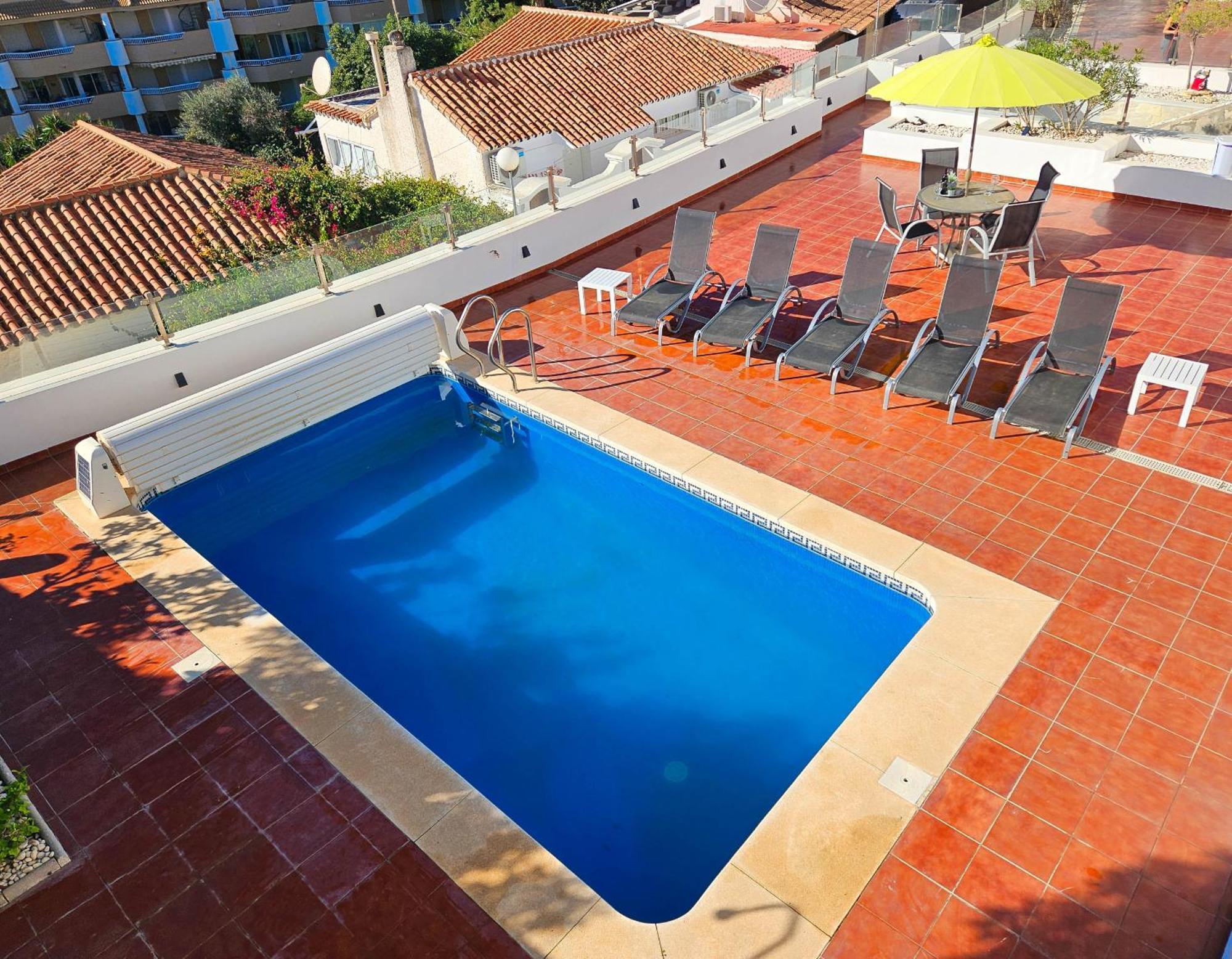 Three Bedroom With Private Pool In Torreblanca Villa