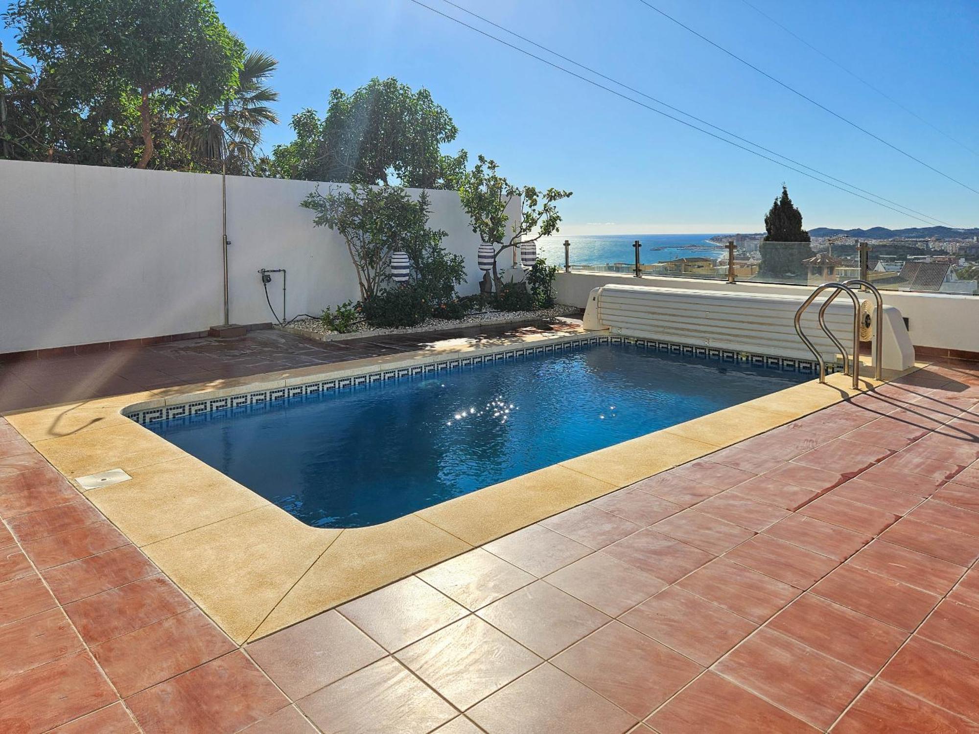 Three Bedroom With Private Pool In Torreblanca *