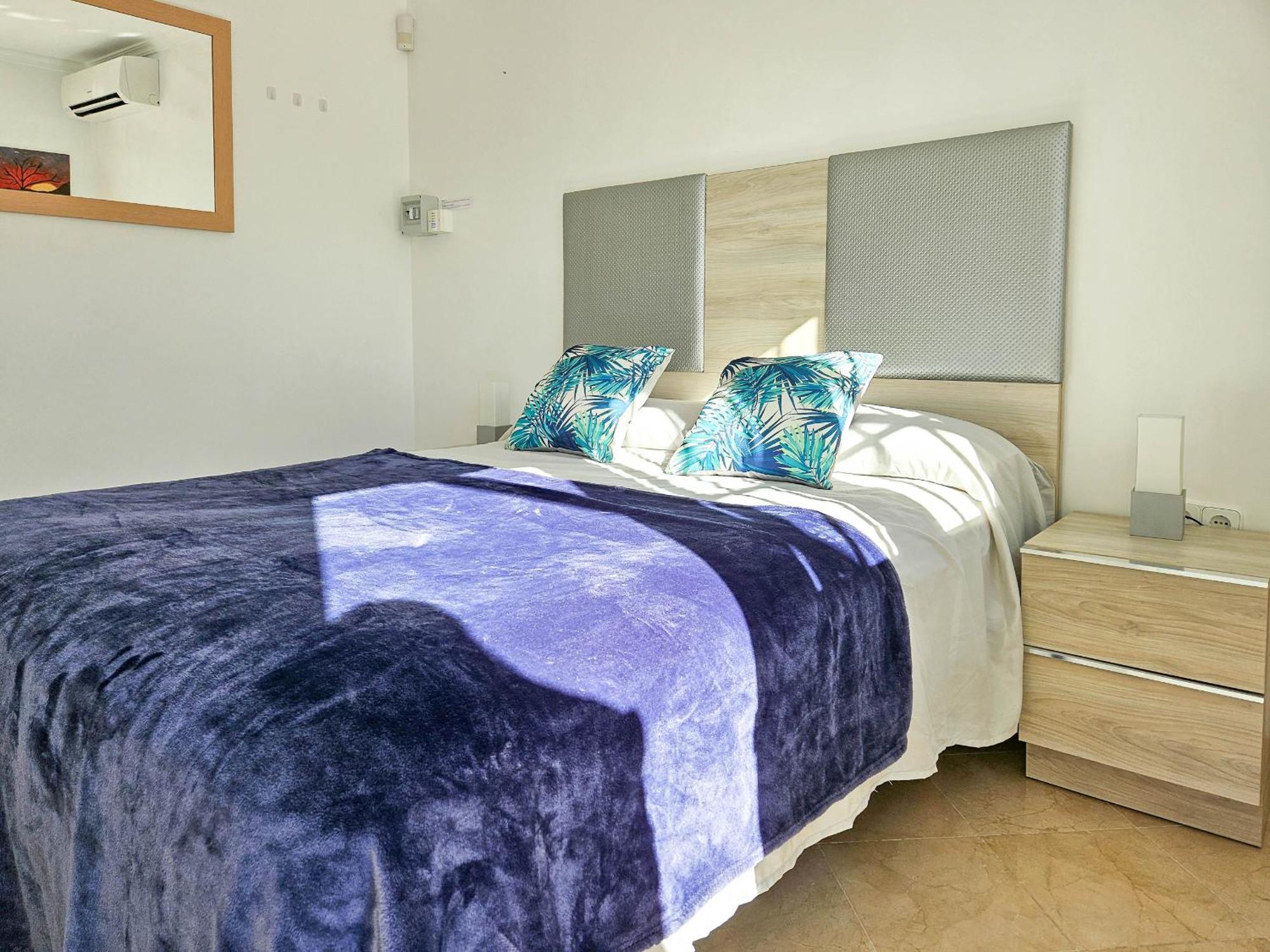 Three Bedroom With Private Pool In Torreblanca Villa