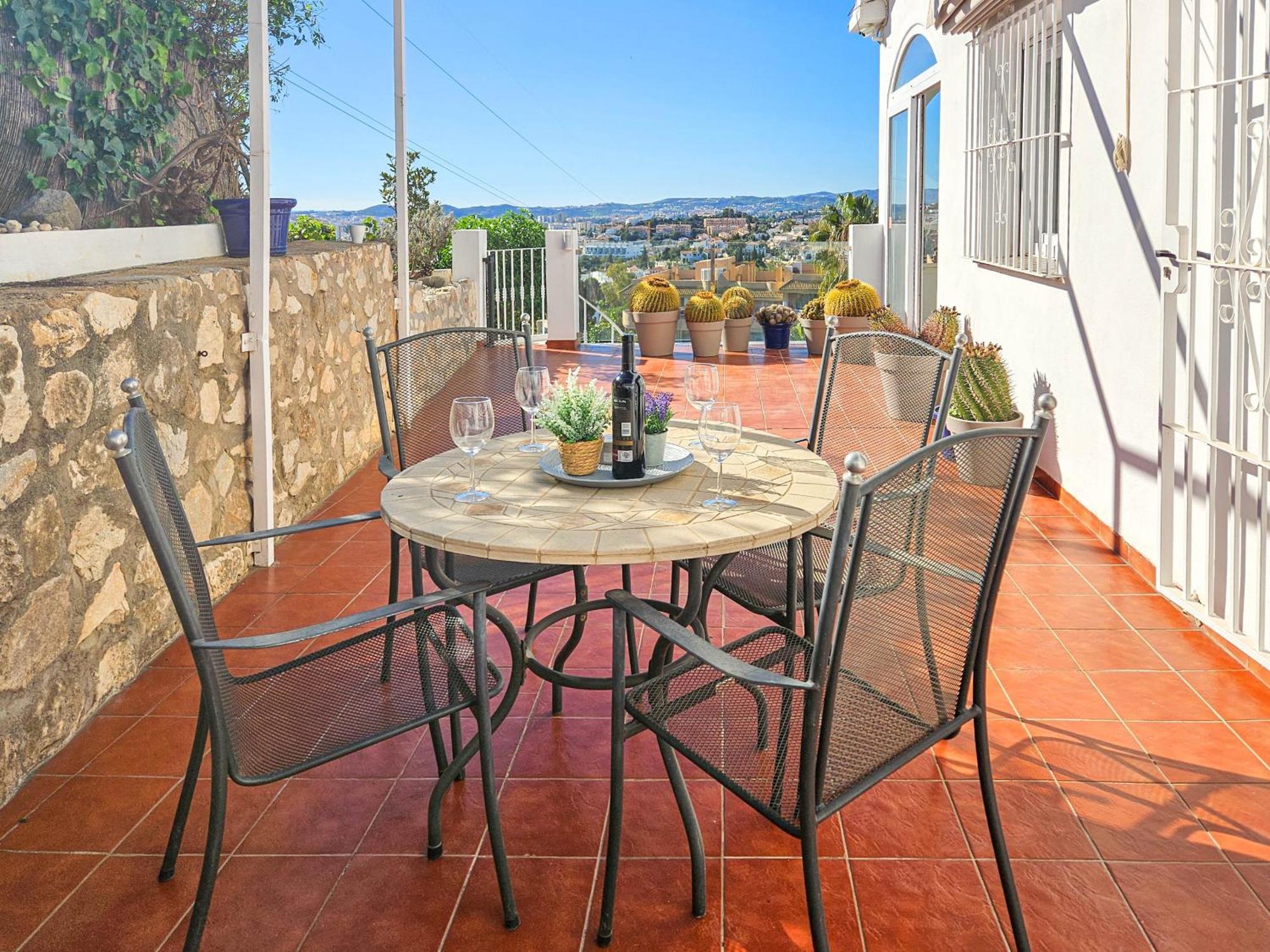 Three Bedroom With Private Pool In Torreblanca Fuengirola