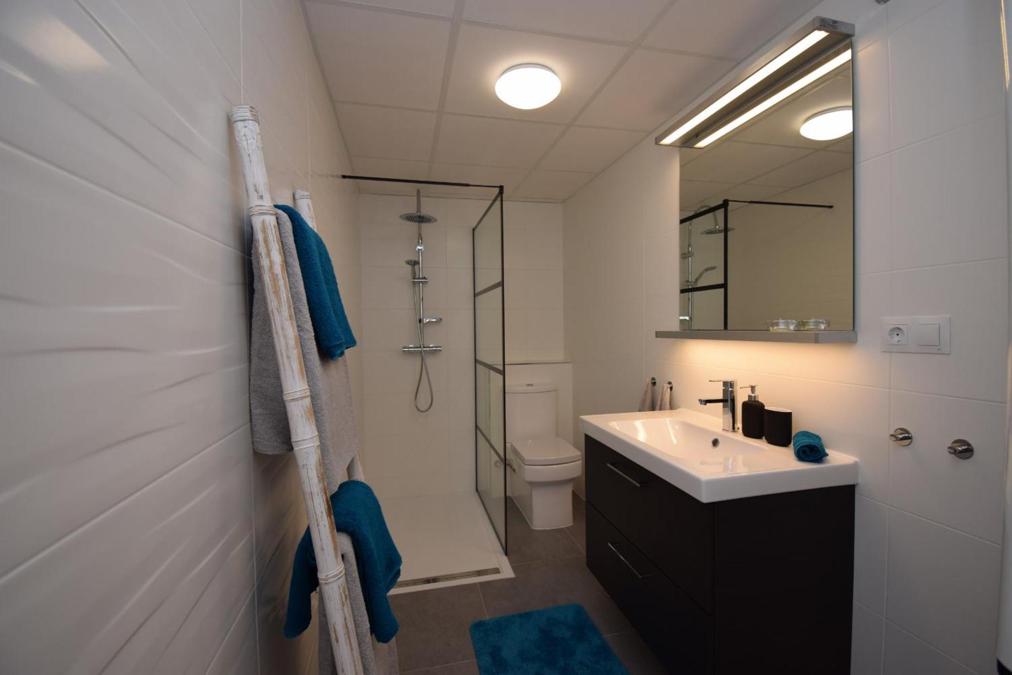 Apartment Ref 240 *