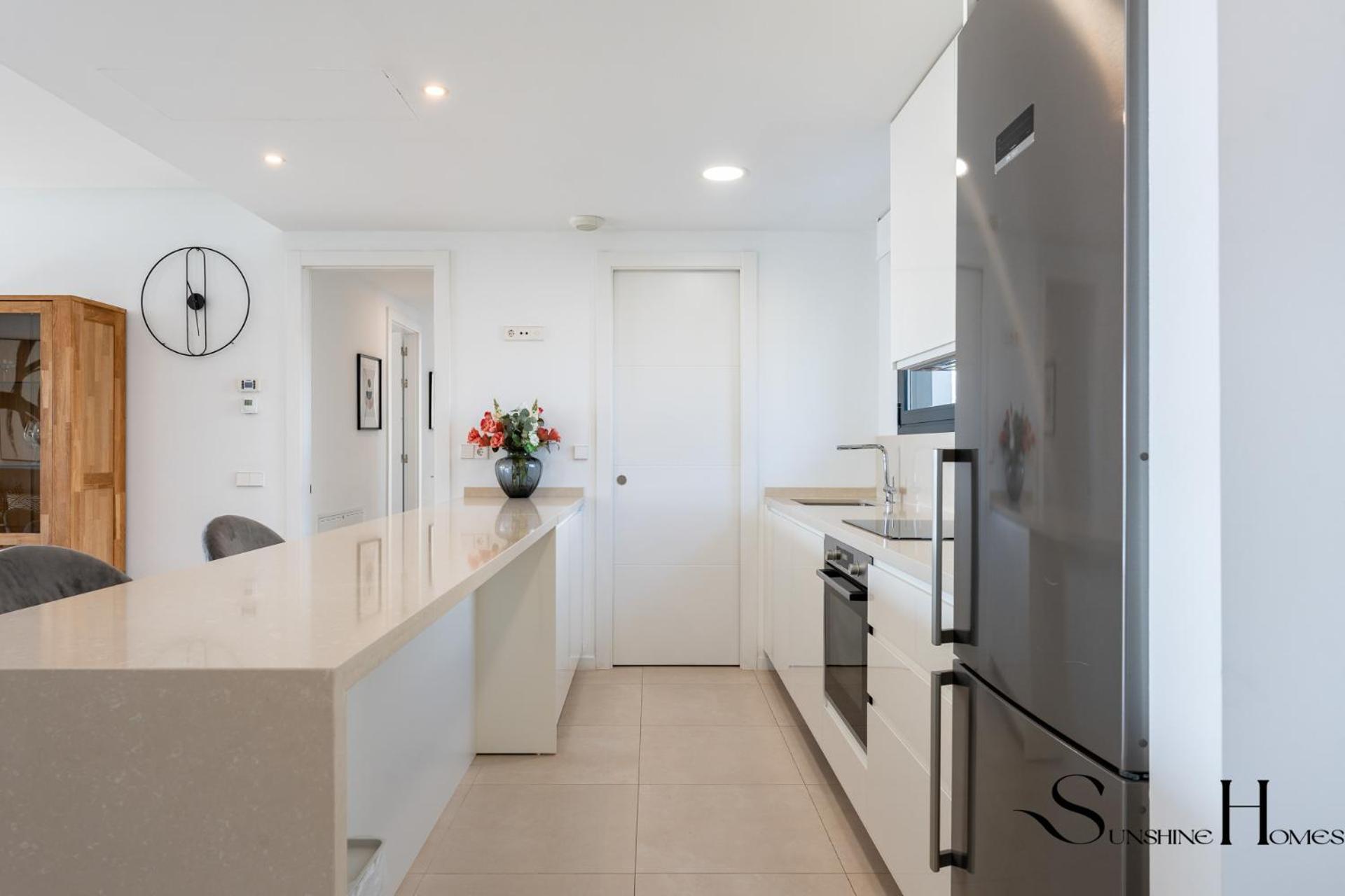 Luxury Escape With Pools, Gym & Sauna Apartment *