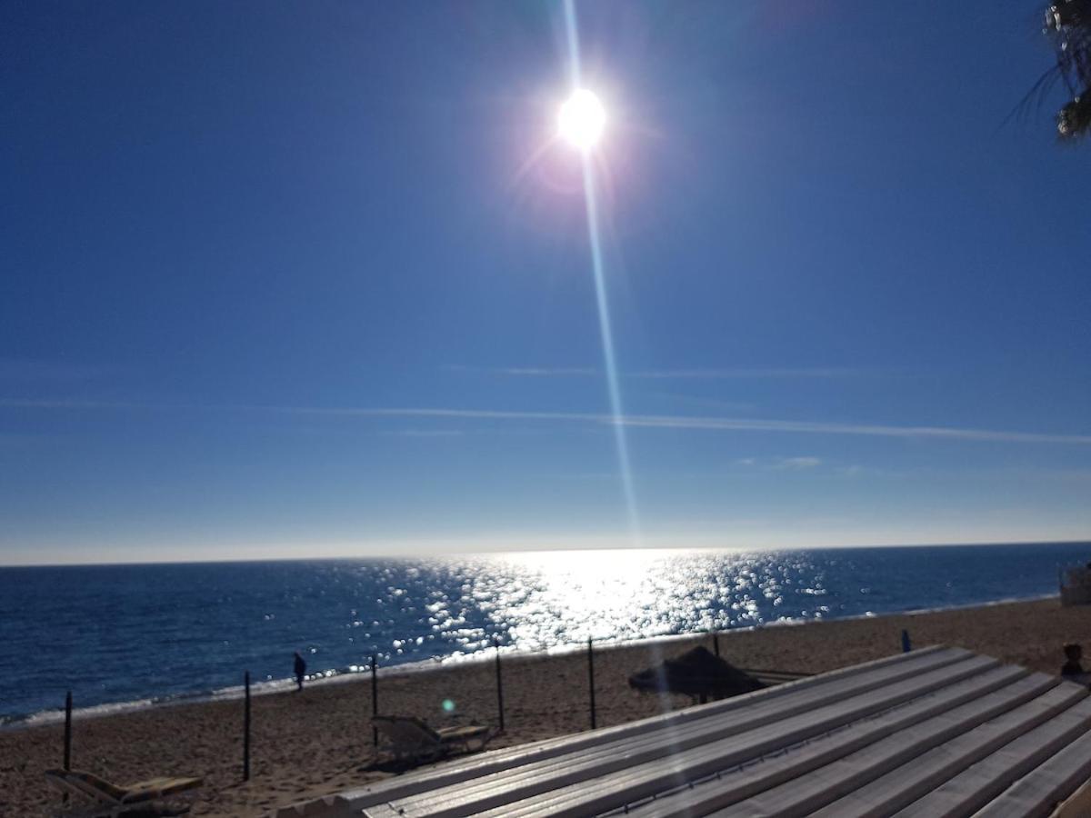 Cosy Beachfront 2bdr Dona Sofia Apartment
