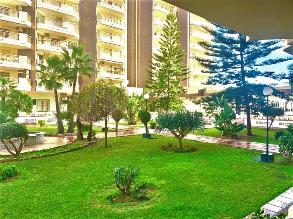 Cosy Beachfront 2bdr Dona Sofia Apartment