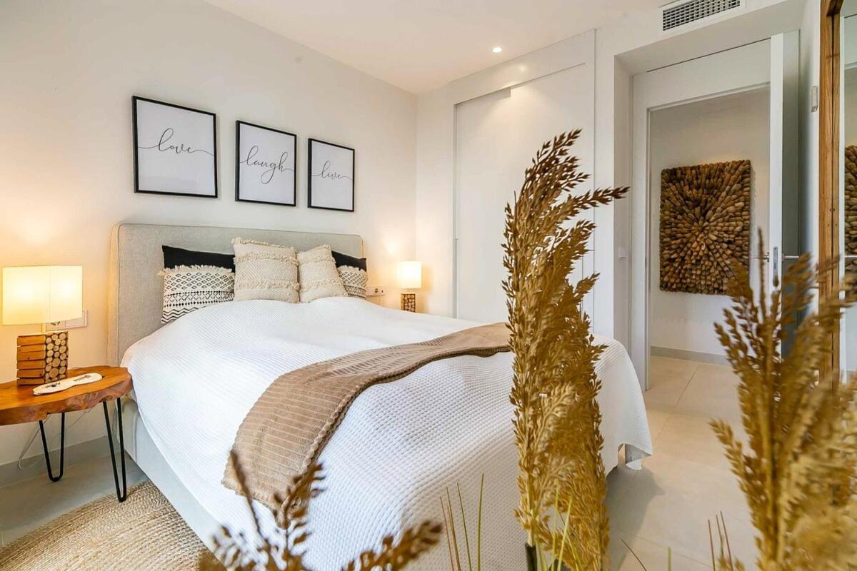 Apartment 131 - Luxury With Private Pool And Views, El Higueron