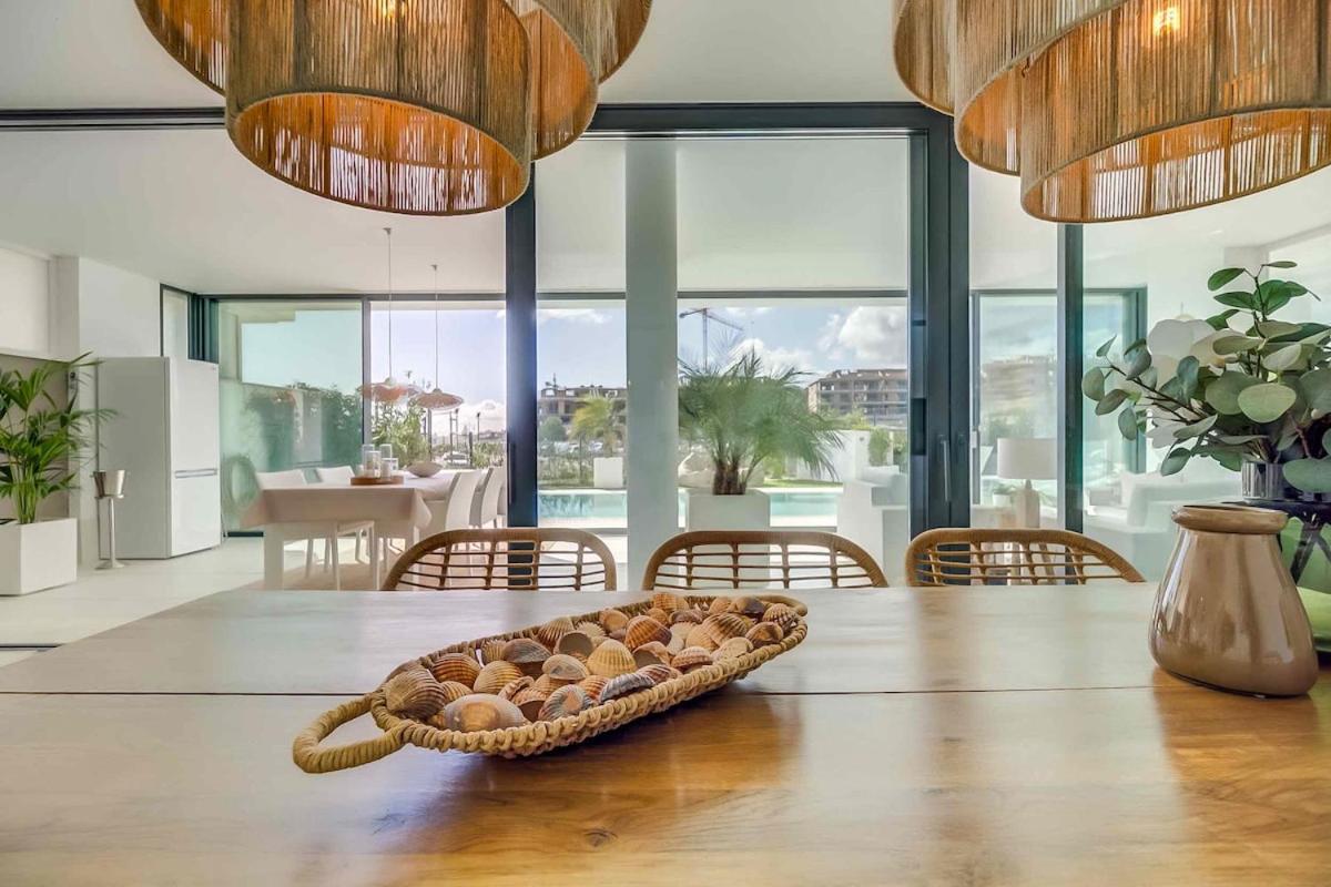 131 - Luxury With Private Pool And Views, El Higueron Apartment *