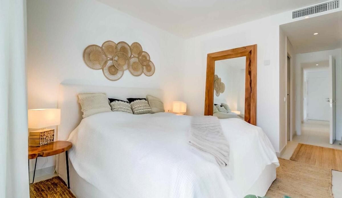 131 - Luxury With Private Pool And Views, El Higueron * Fuengirola