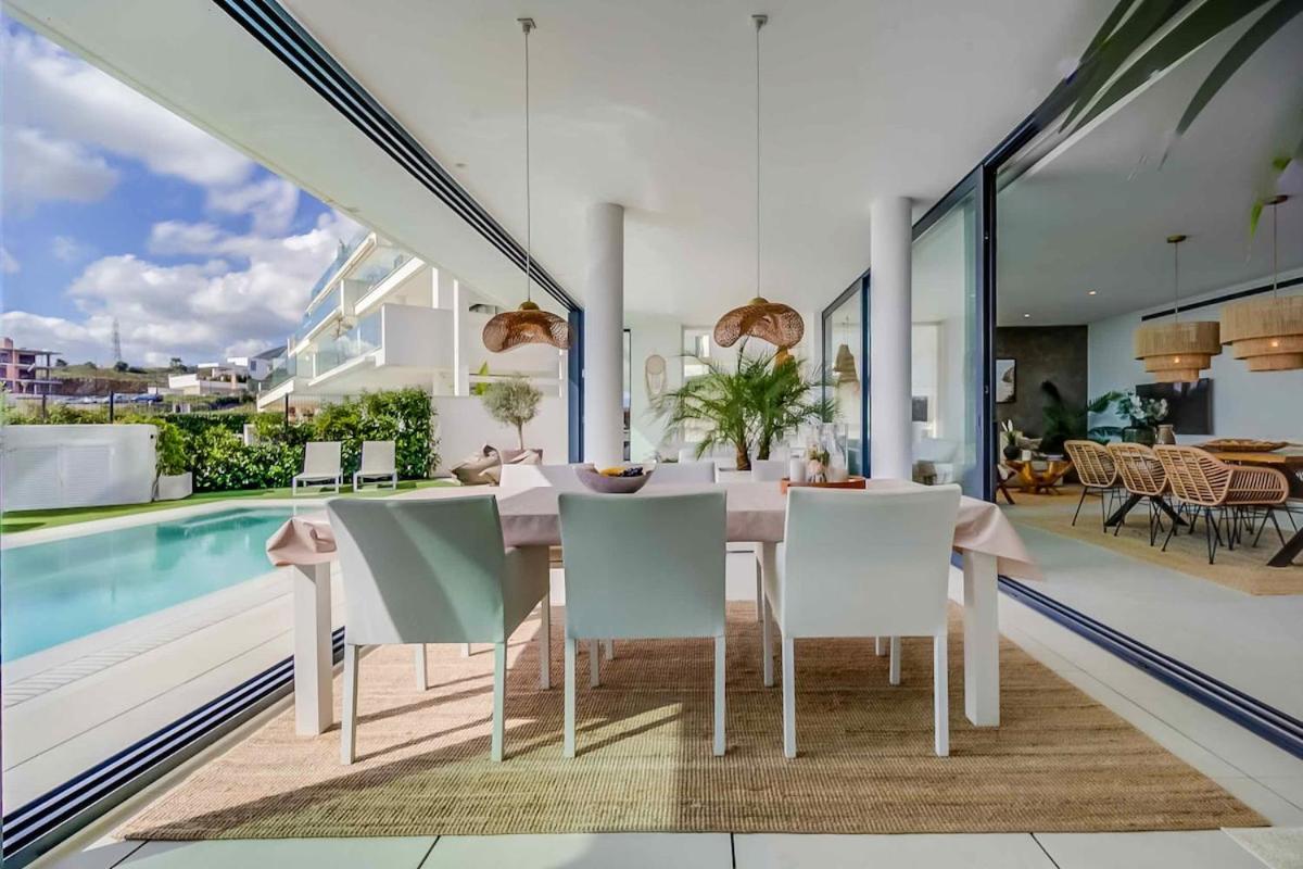 131 - Luxury With Private Pool And Views, El Higueron Fuengirola
