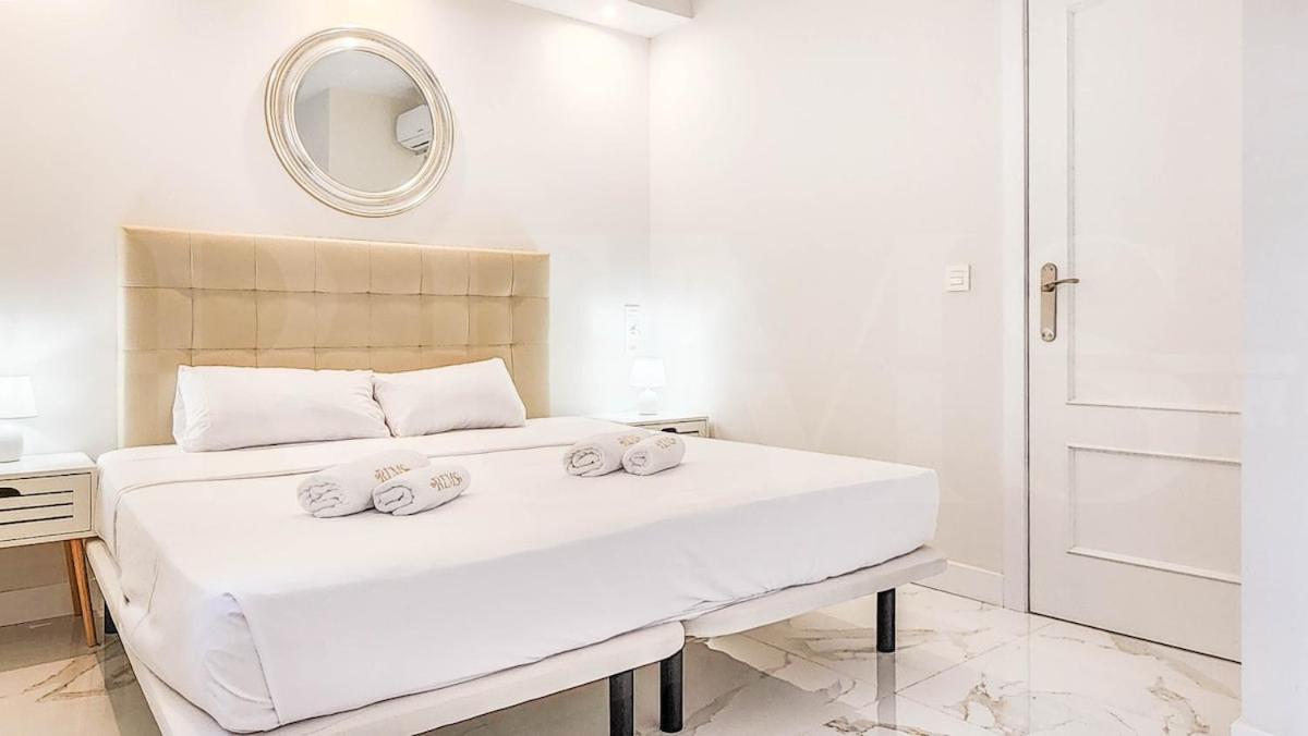 Retreat With Balcony, Steps To Rems * Fuengirola