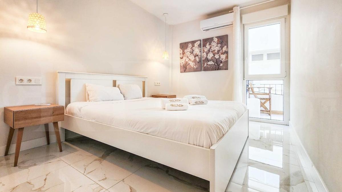 Retreat With Balcony, Steps To Rems * Fuengirola