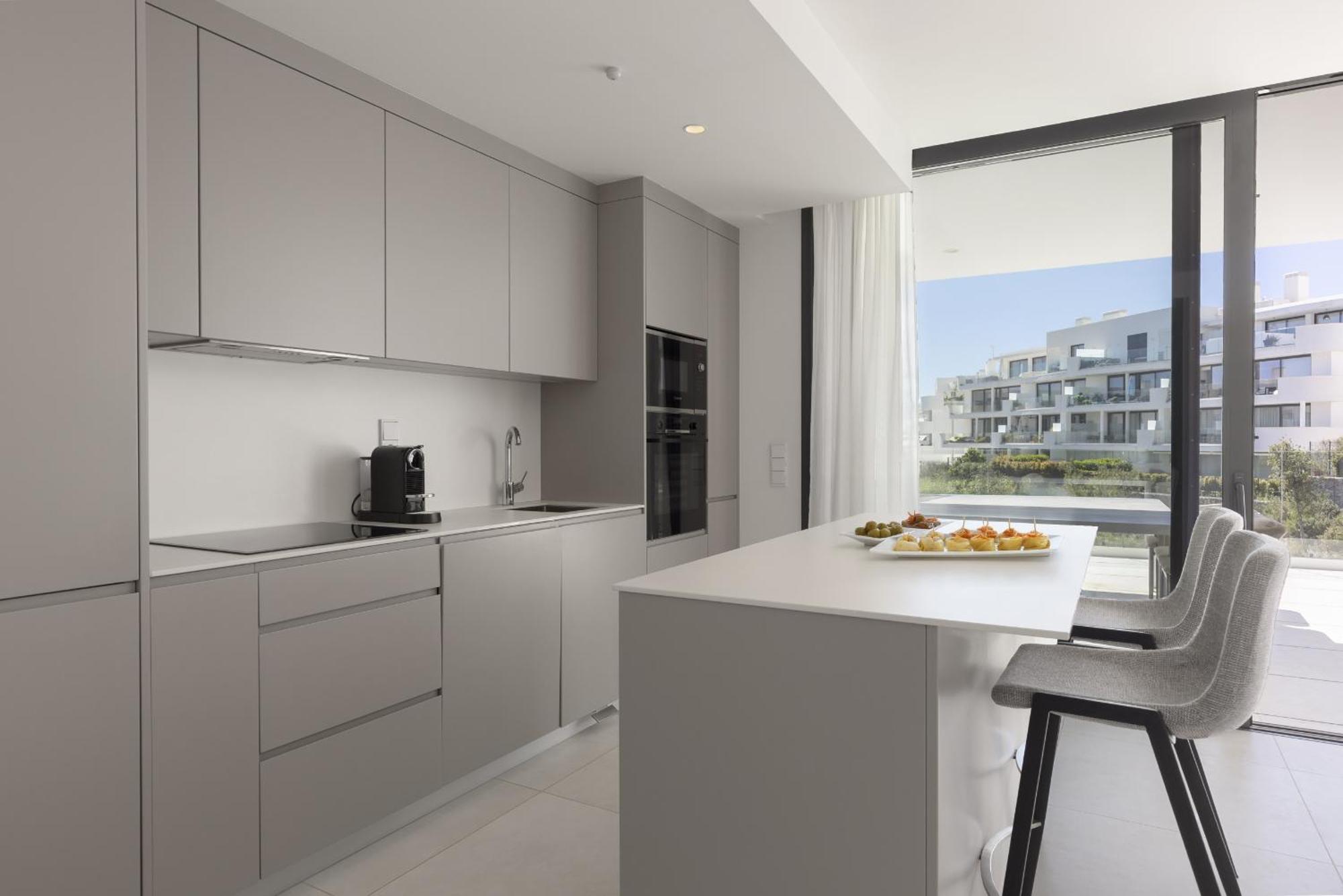 Stylish With Large Terrace In Higueron Apartment *