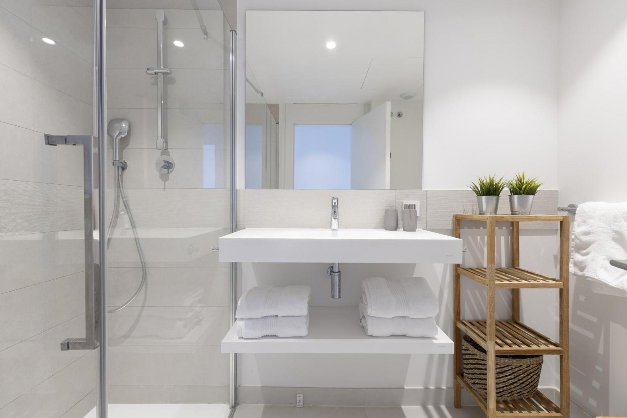 Stylish With Large Terrace In Higueron Apartment Fuengirola