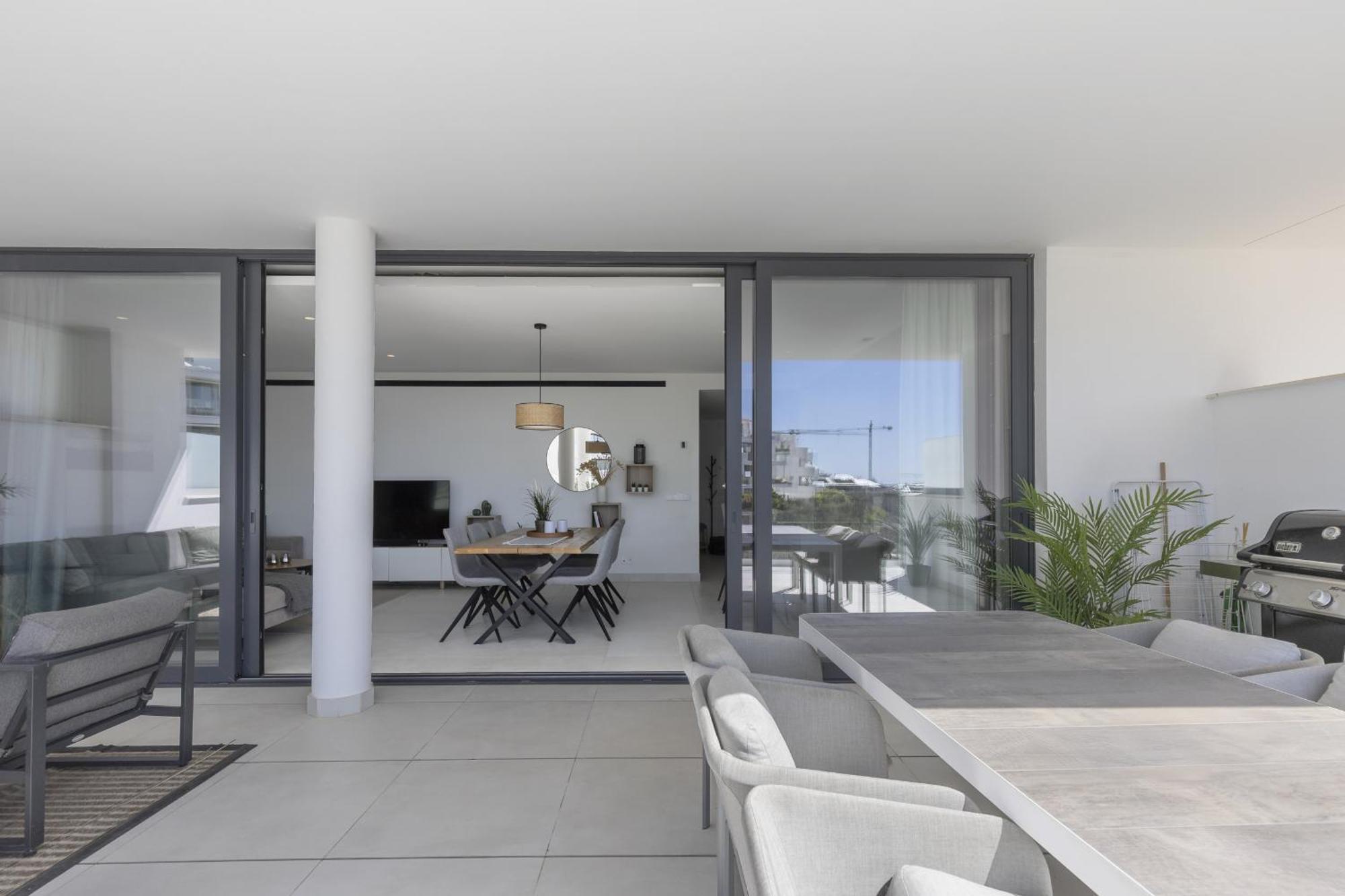 Stylish With Large Terrace In Higueron * Fuengirola