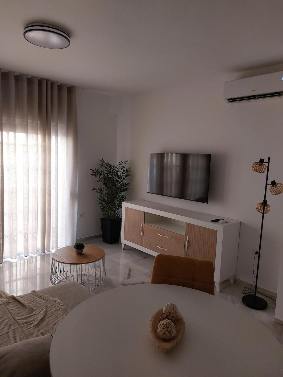 A 100 Metros De La Playa, Centrico Fuengirola