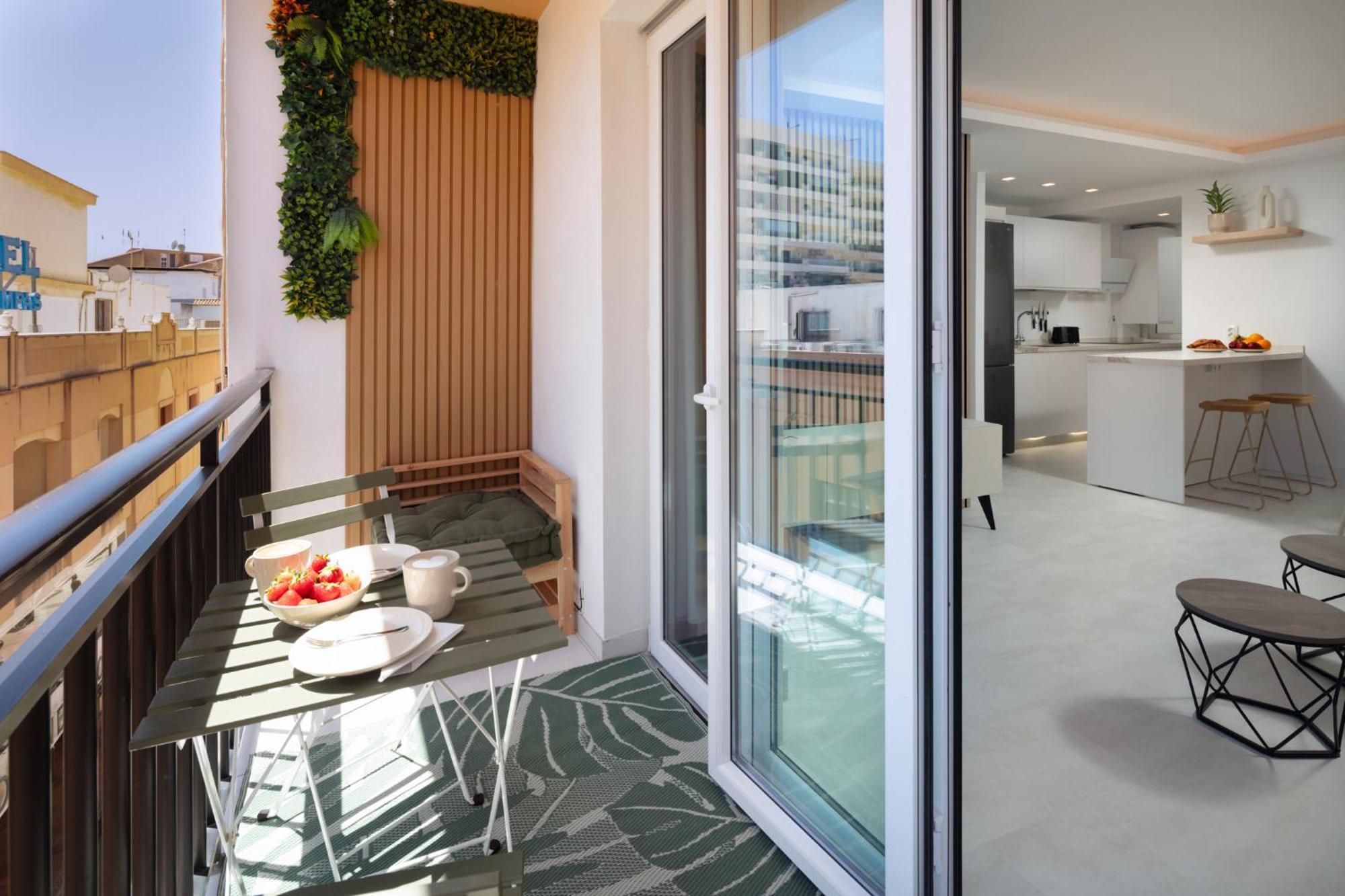 Appartement Modern 300m From *