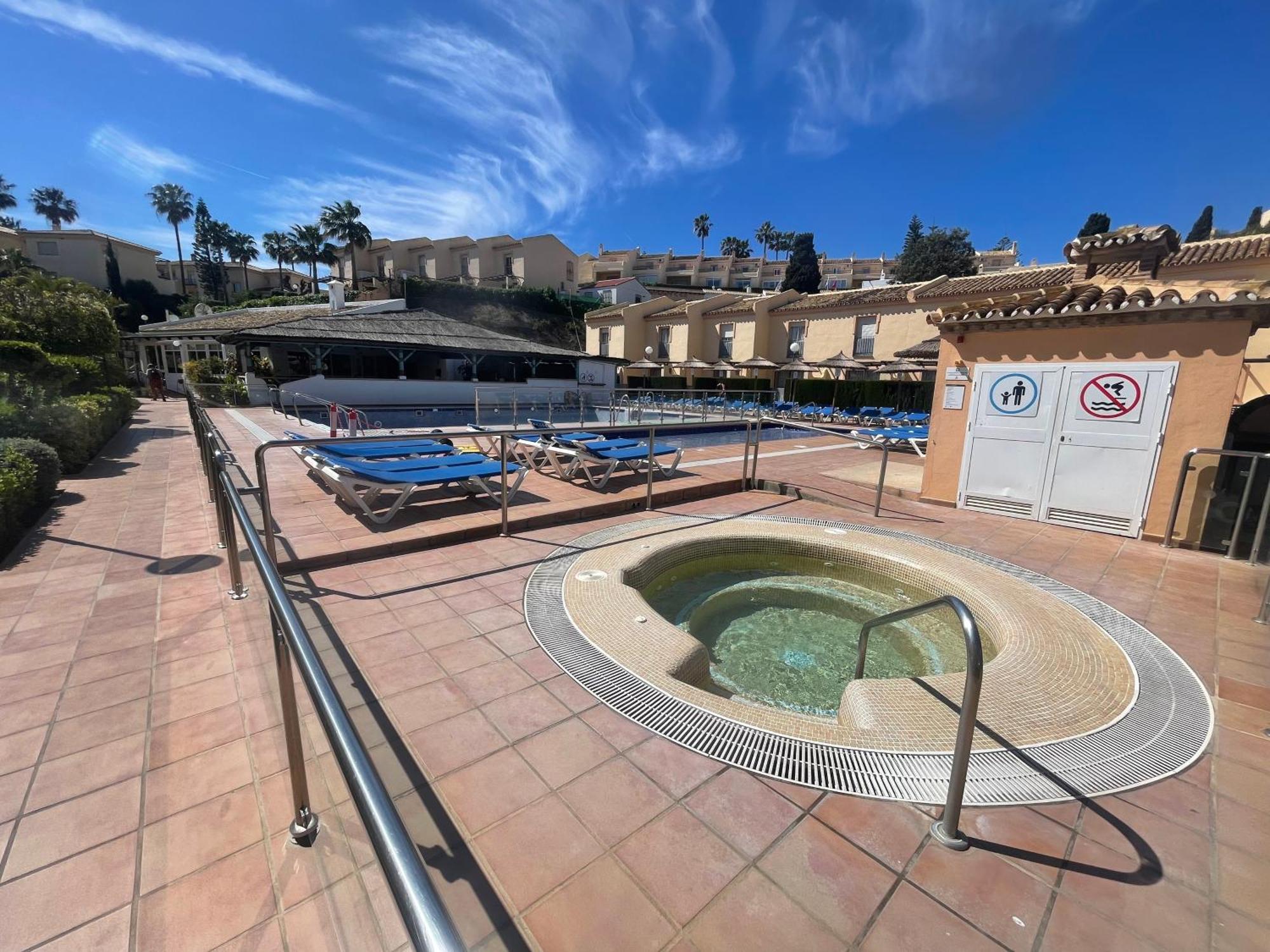 Vox Maris By Wyndham Costa Del Sol Fuengirola